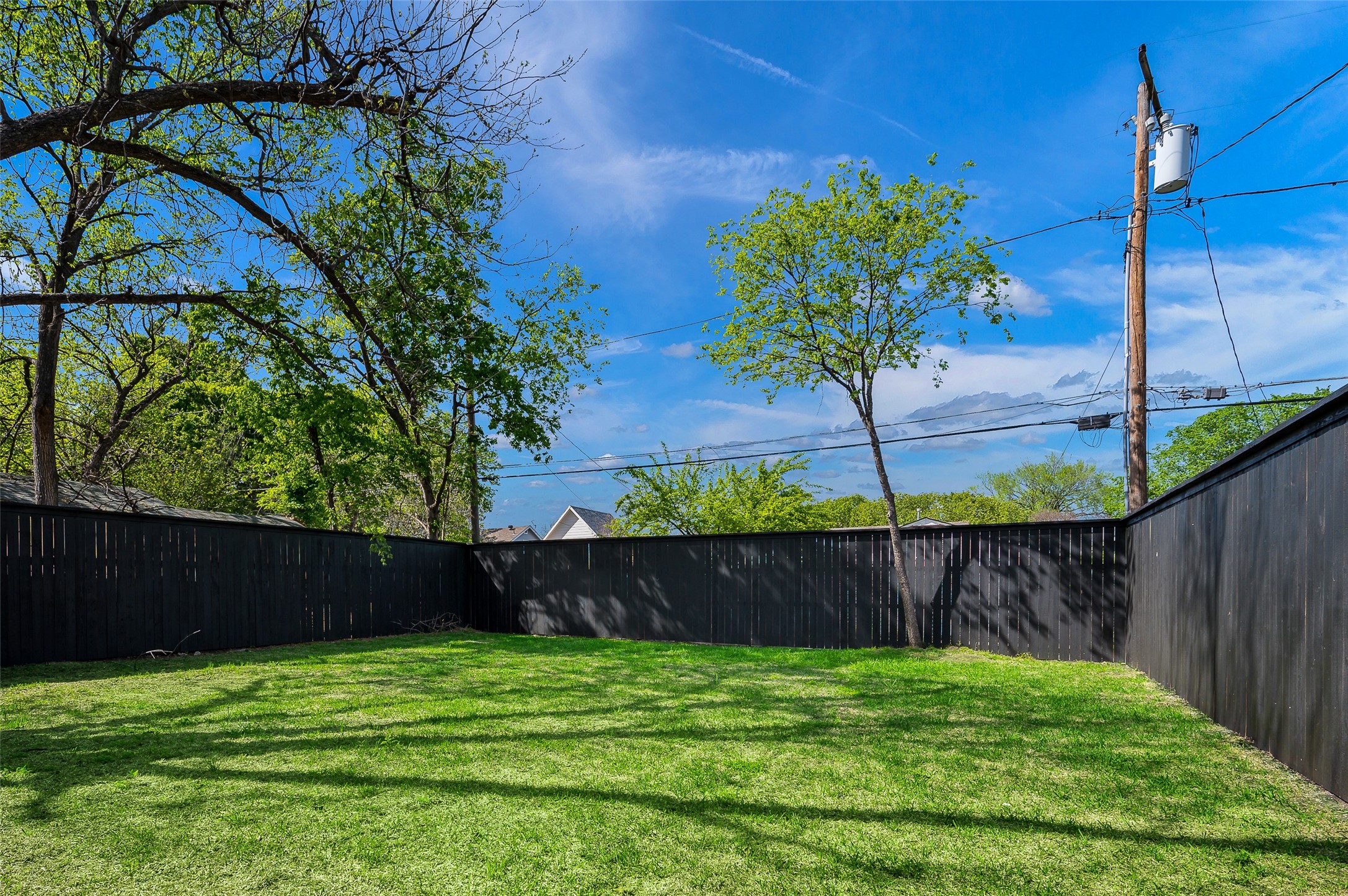 1115 Newport Avenue