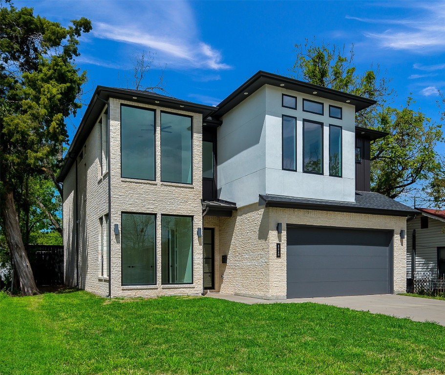 1115 Newport Avenue