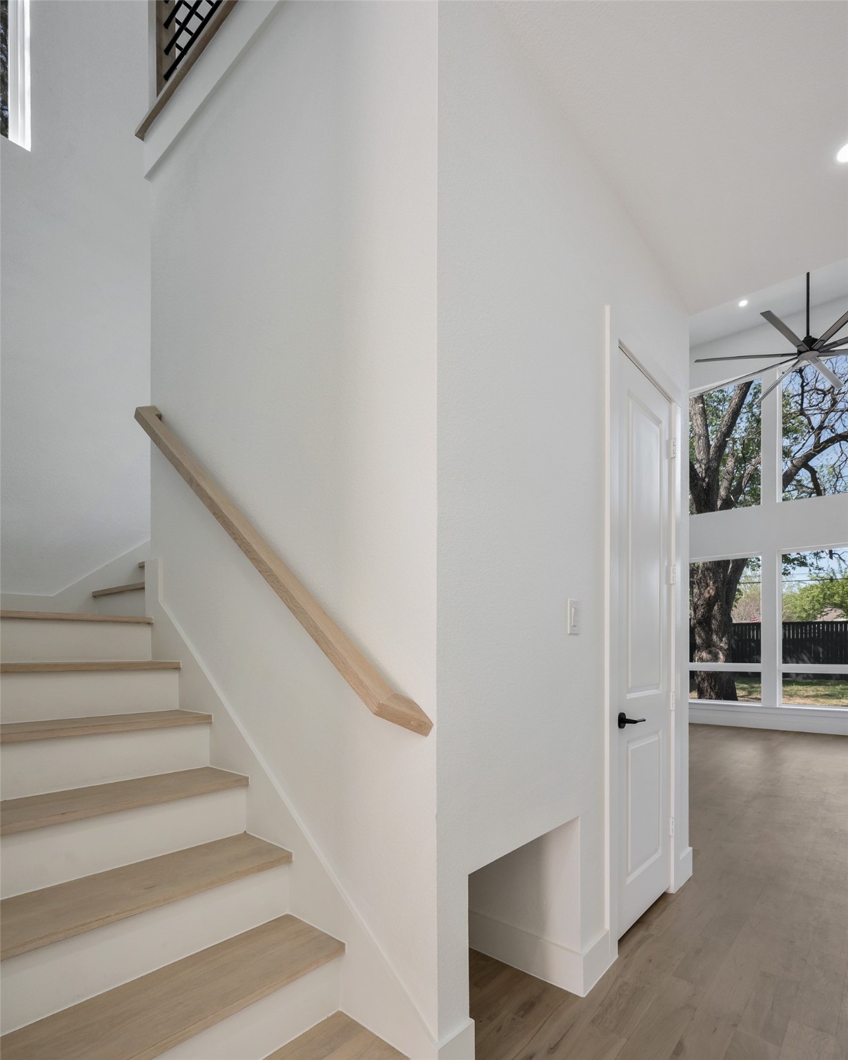 1115 Newport Avenue