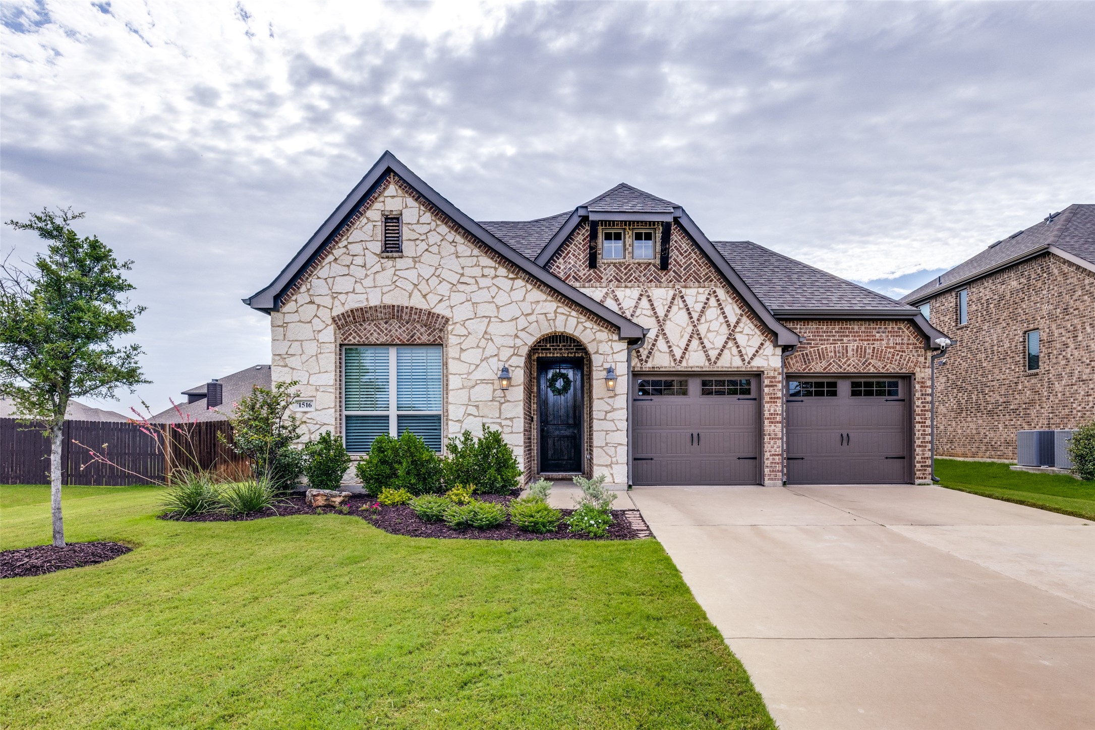 1516 Van Buren Court