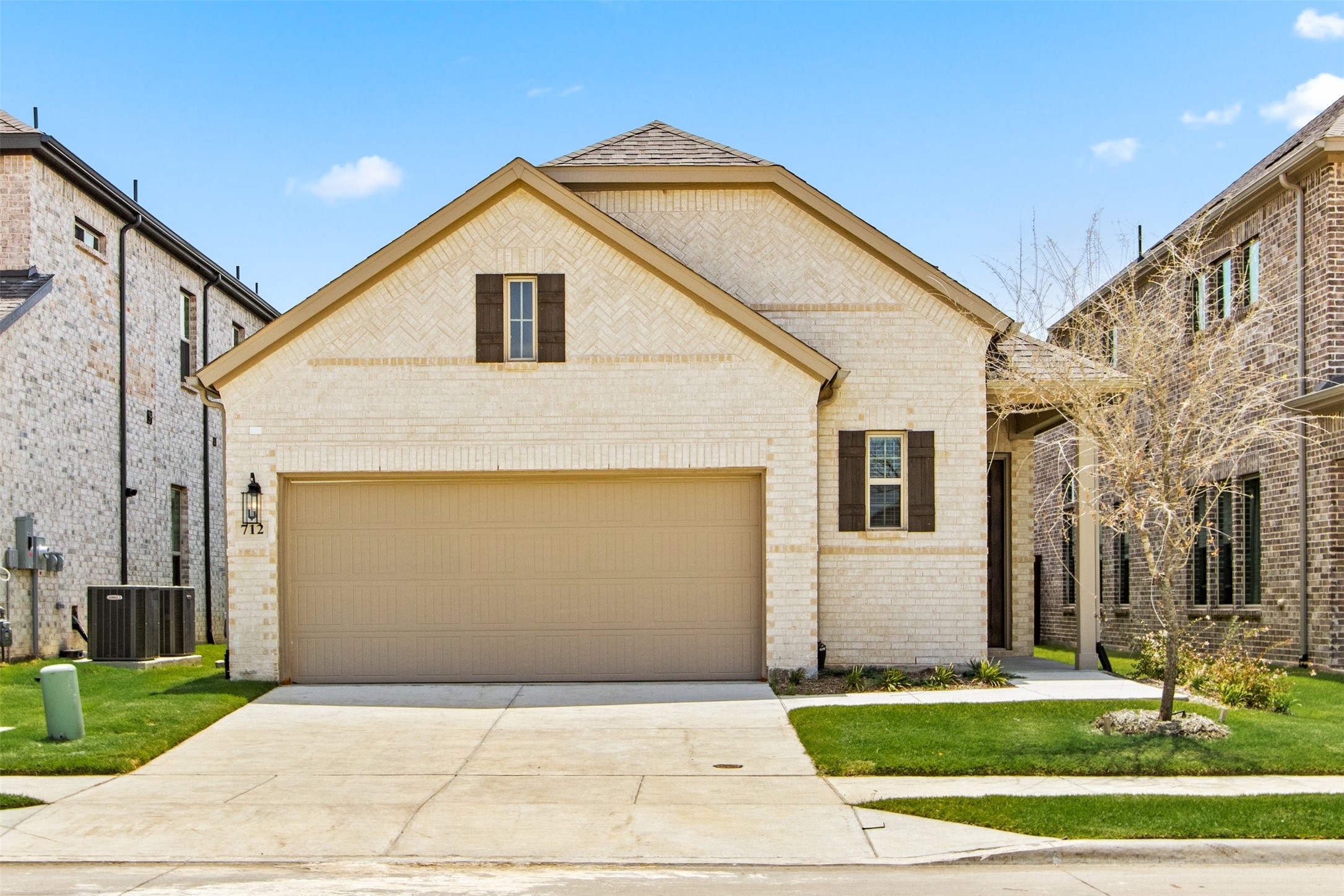 712 Skyview Court