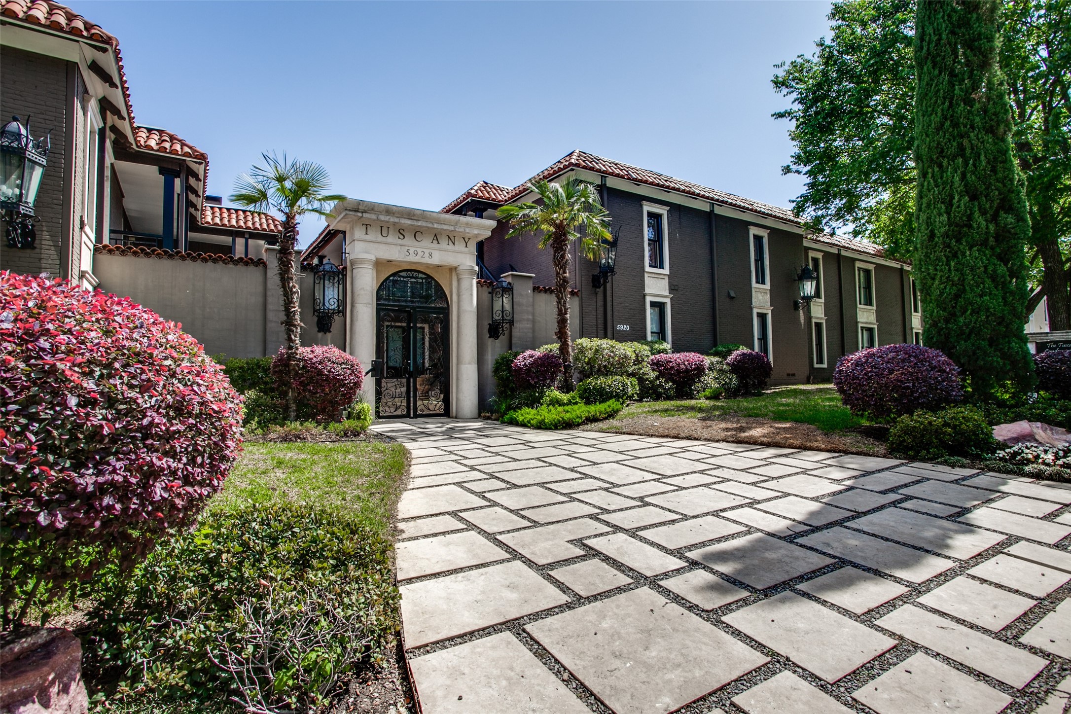 5904 Sandhurst Lane Unit: 249