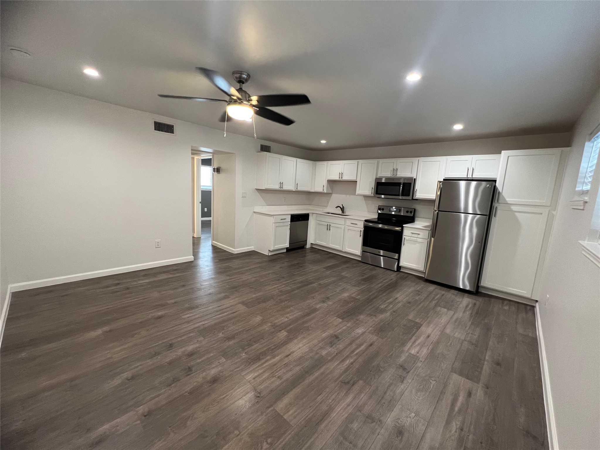 5010 San Jacinto Unit: 201