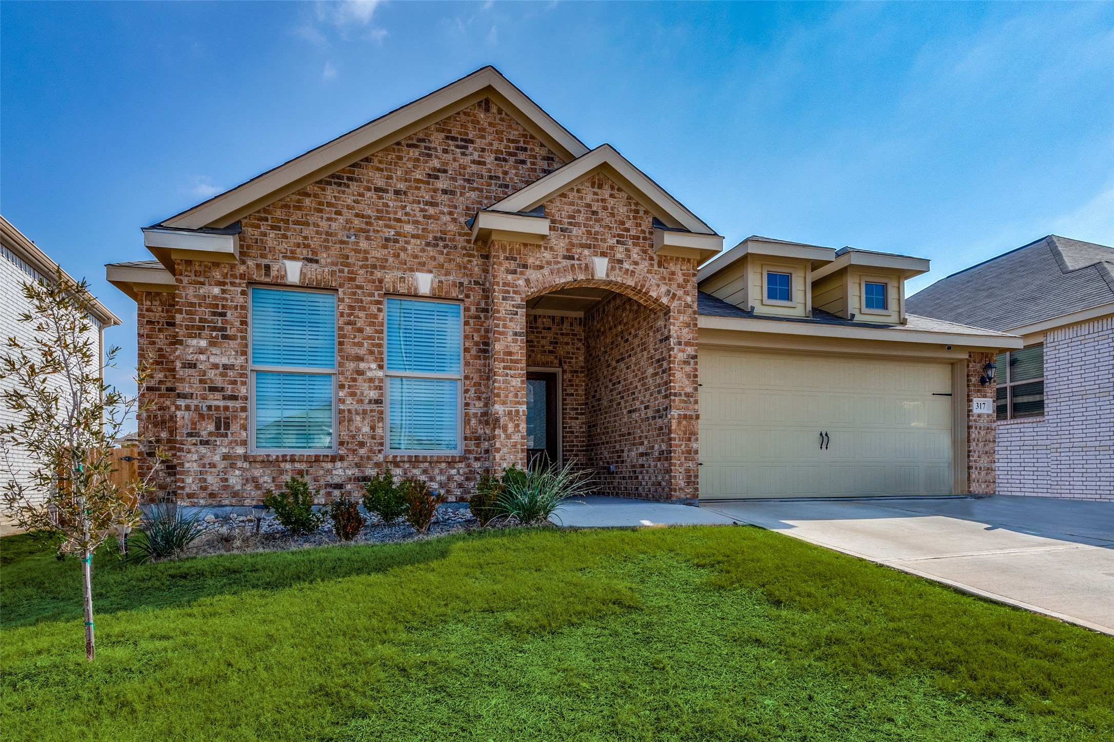 317 Lowery Oaks Trail