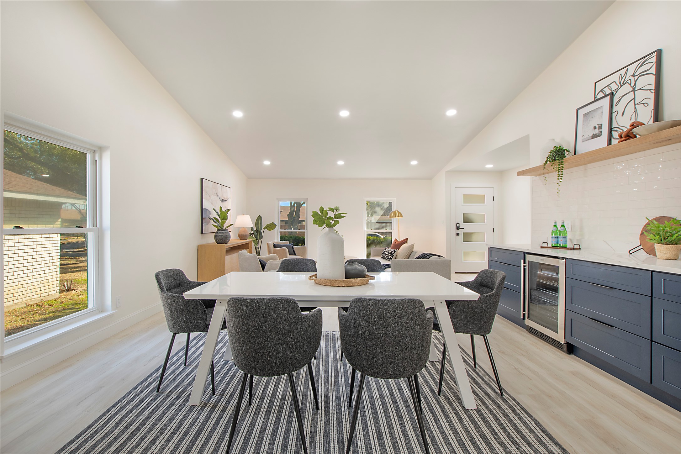 8619 Grumman Drive