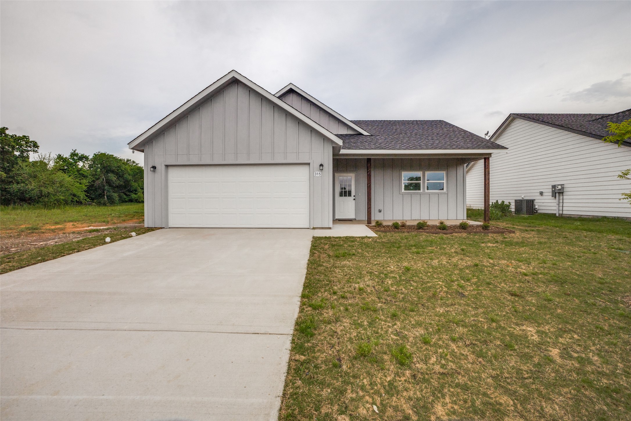 315 N Helton
