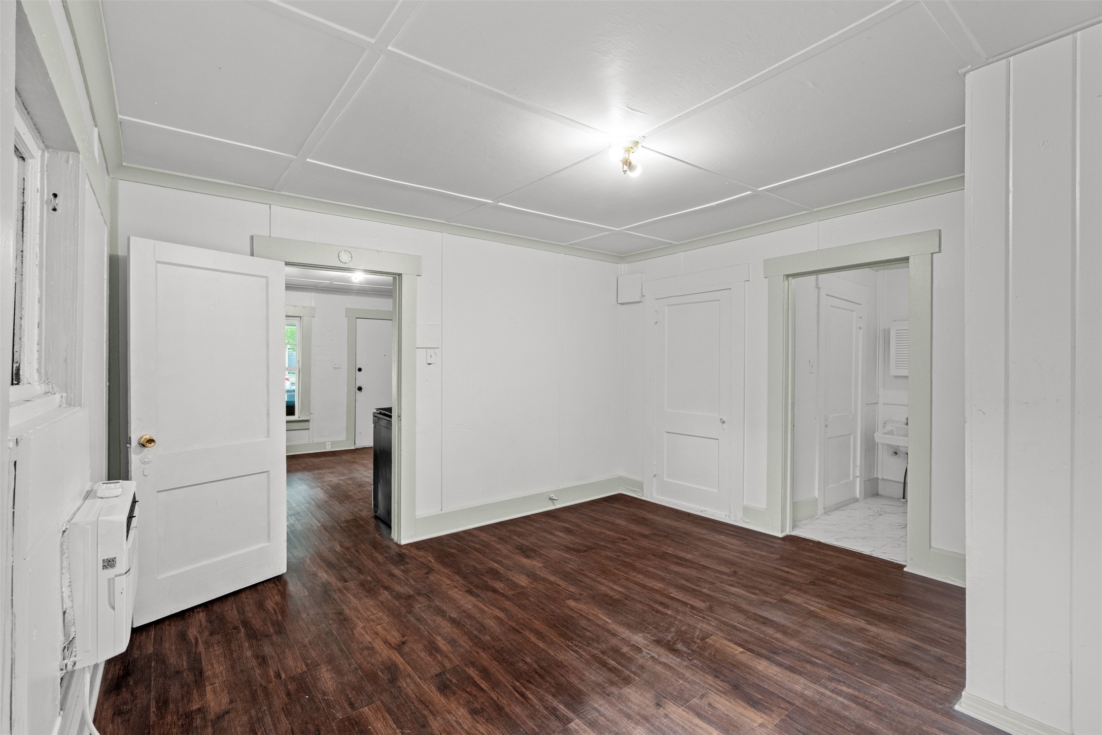 3715 Travis Avenue B