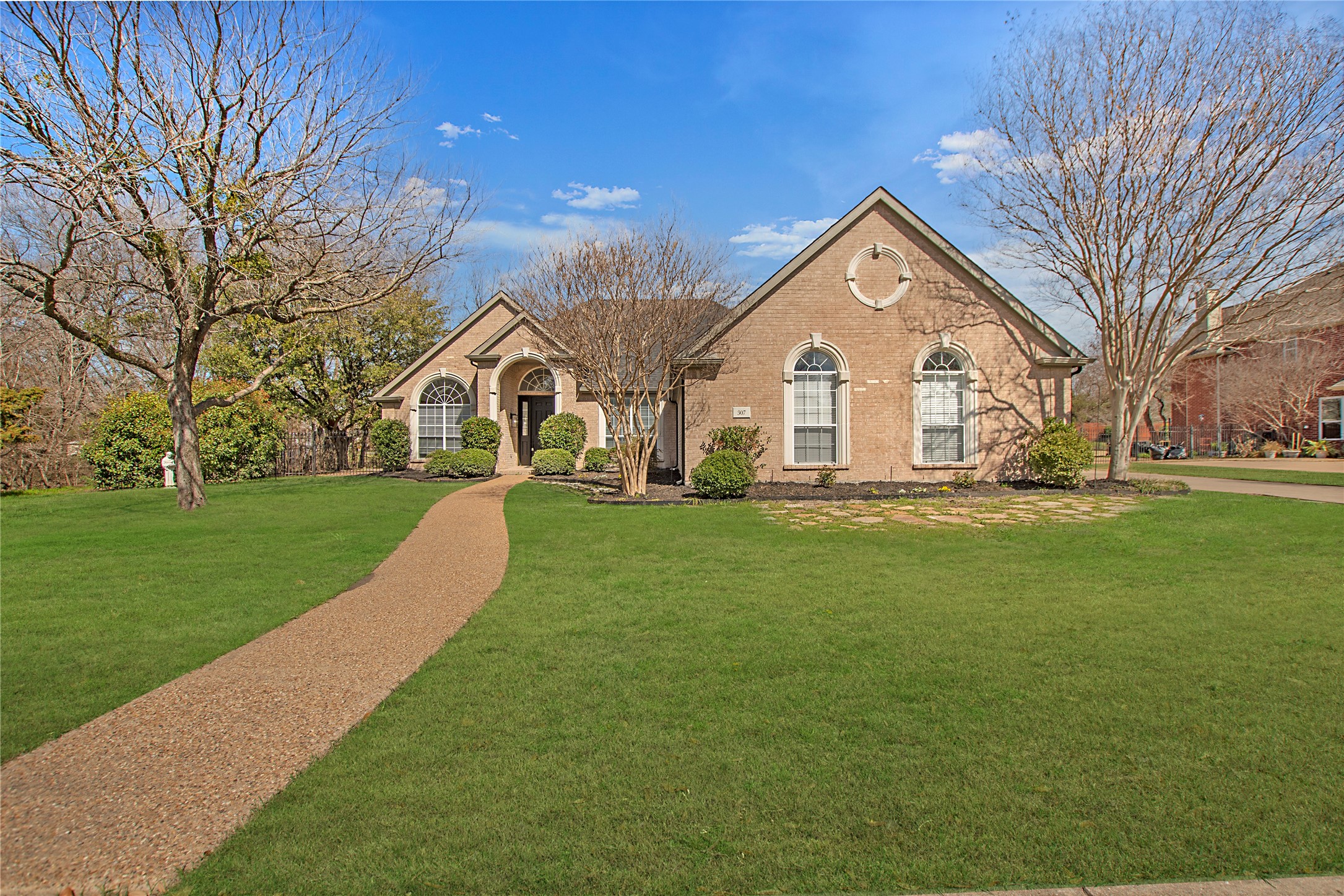 307 Normandy Lane