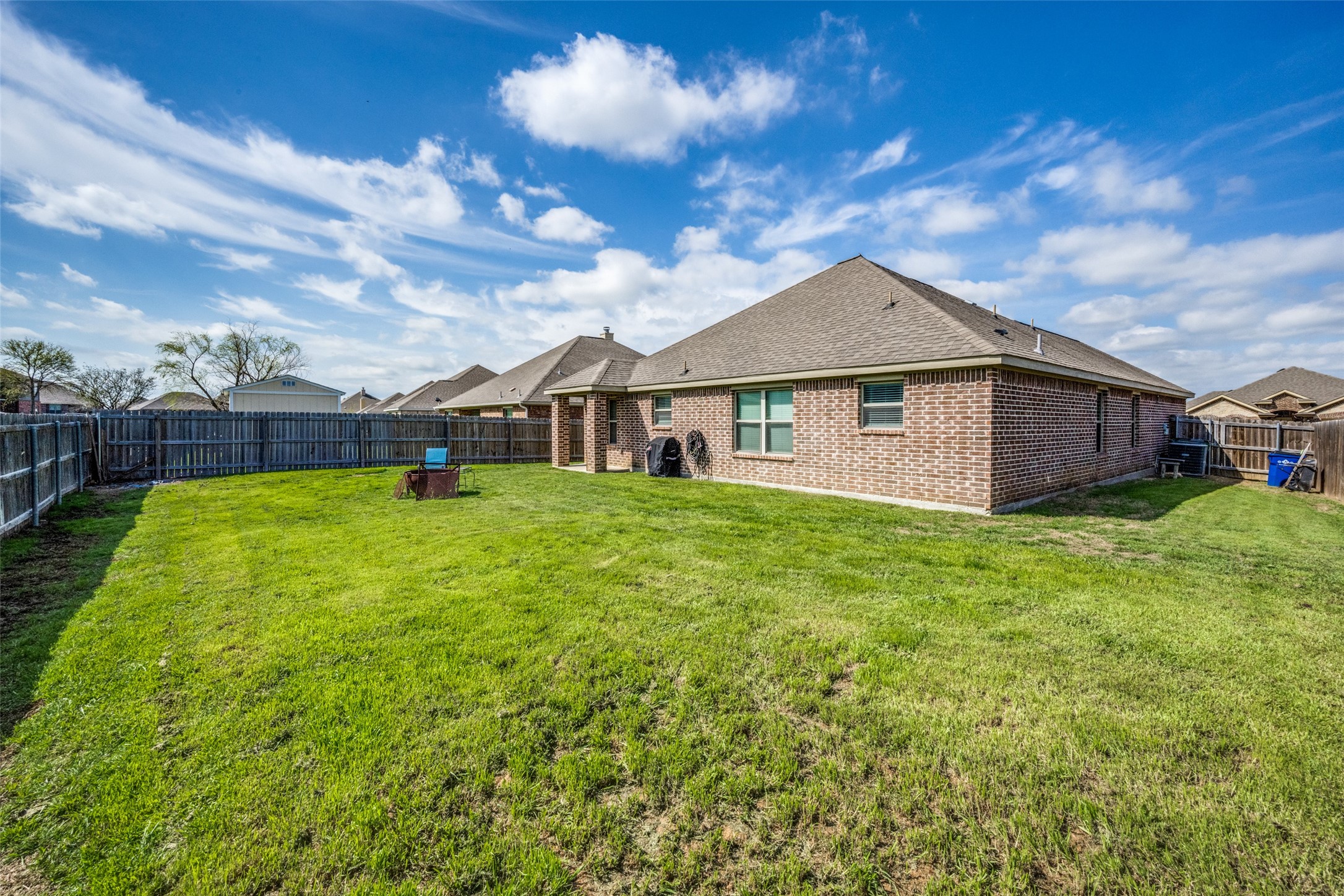 4117 Bridle Path Ln