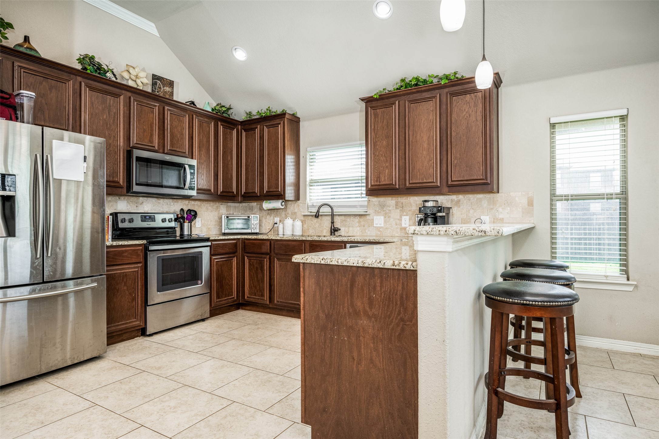 4117 Bridle Path Ln