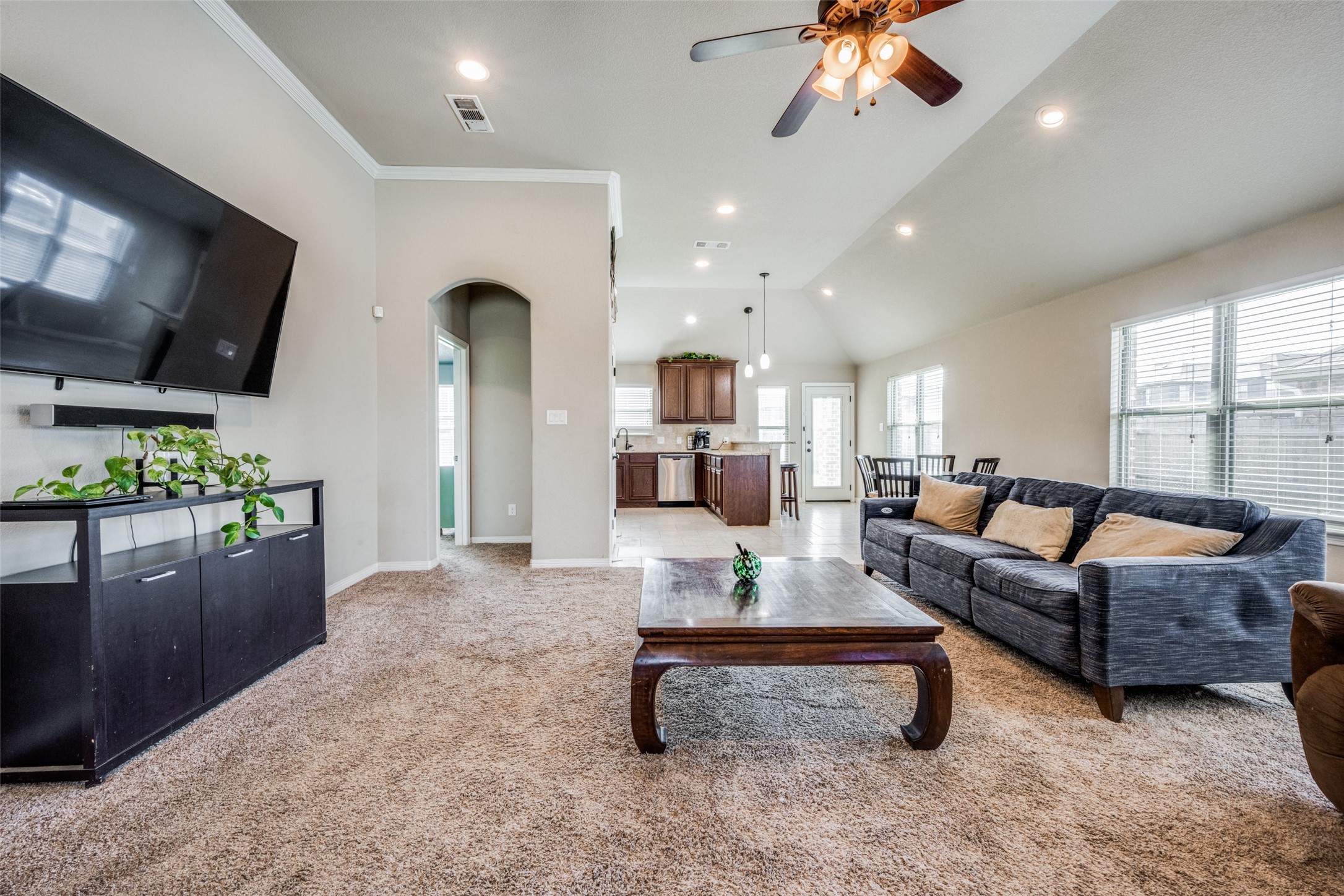4117 Bridle Path Ln