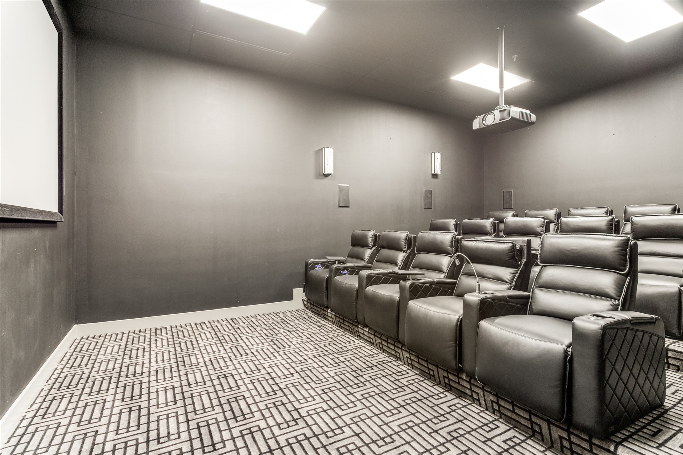 1505 Elm Street 405