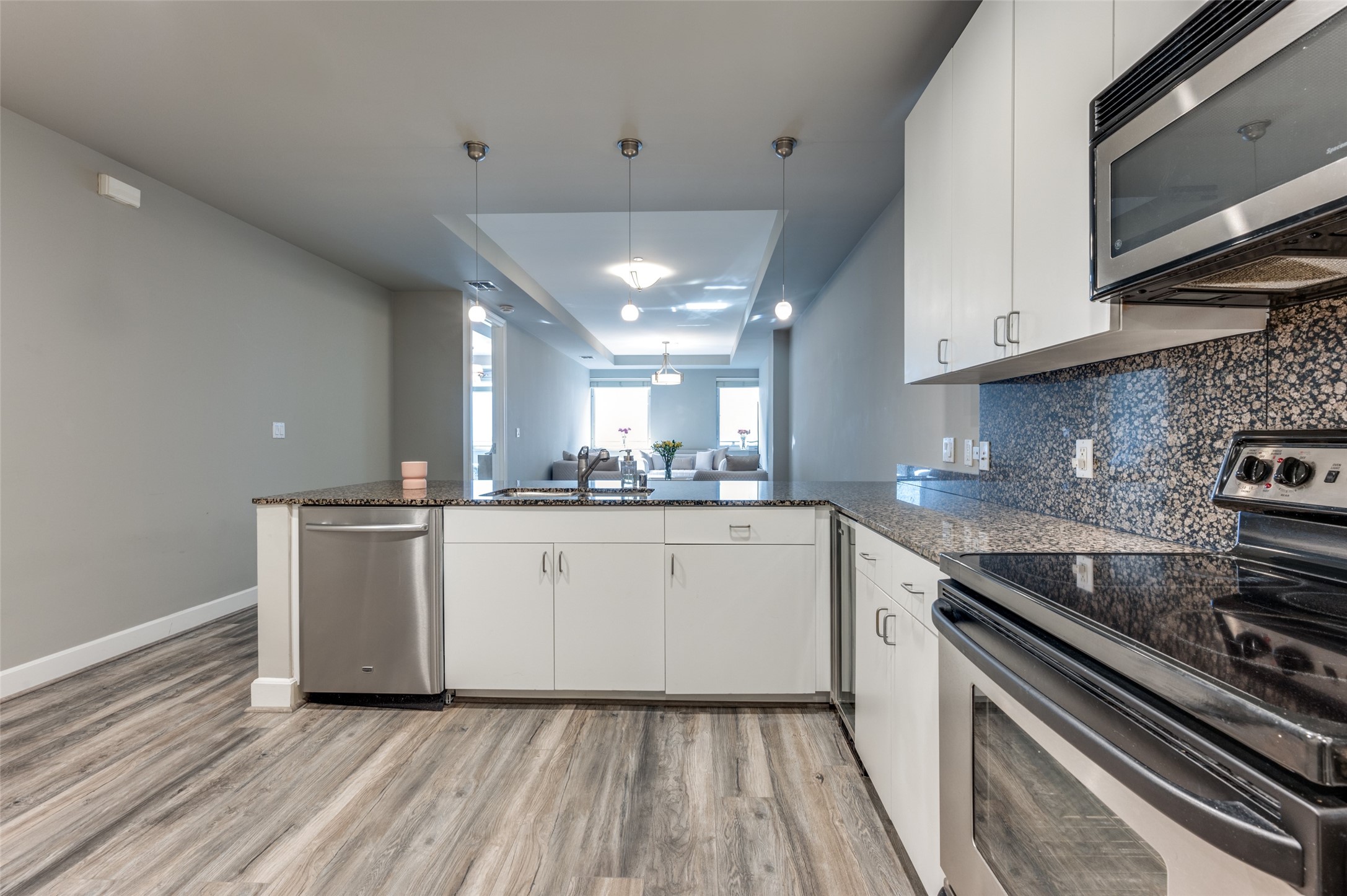 1505 Elm Street 405