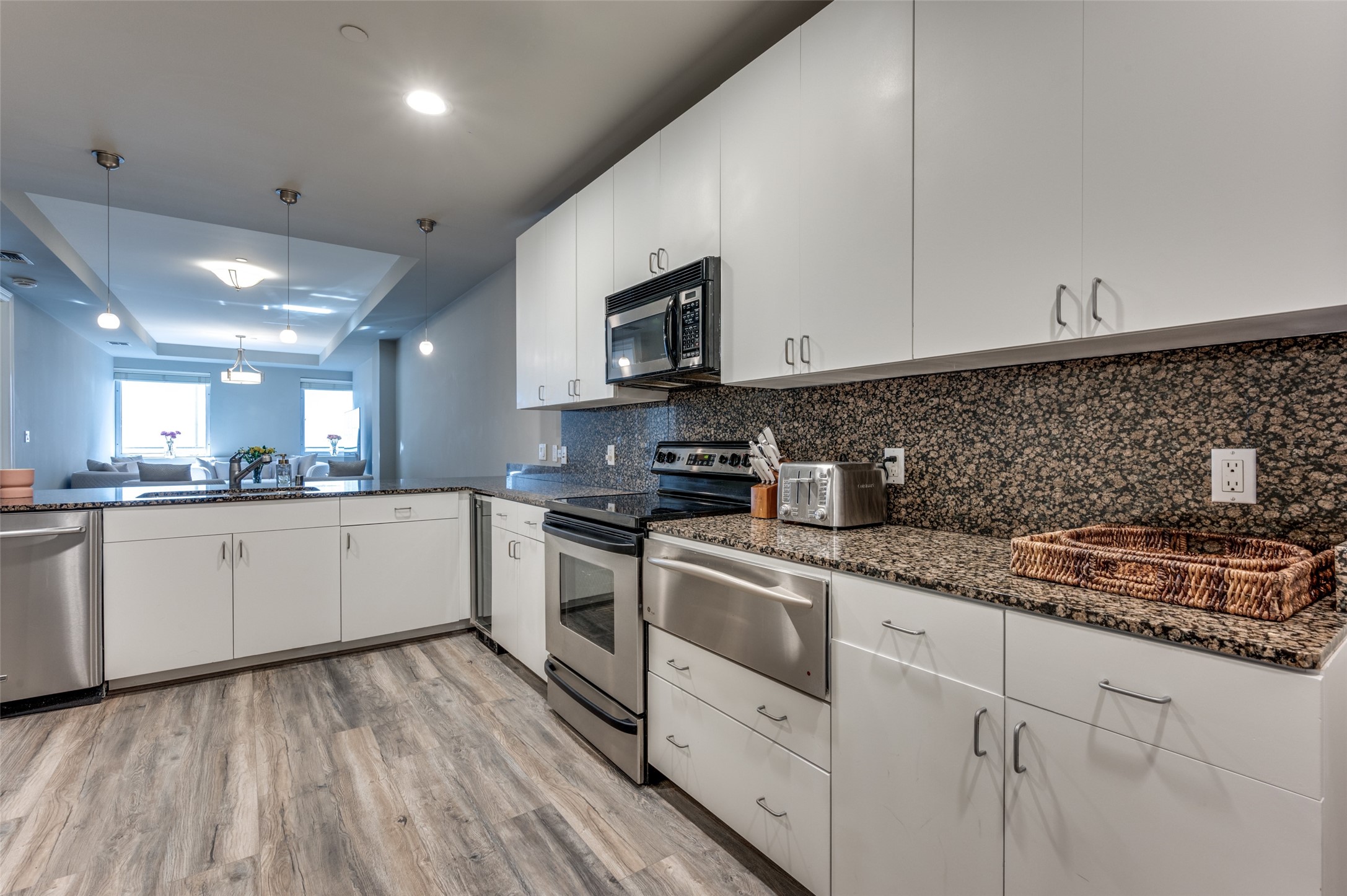 1505 Elm Street 405