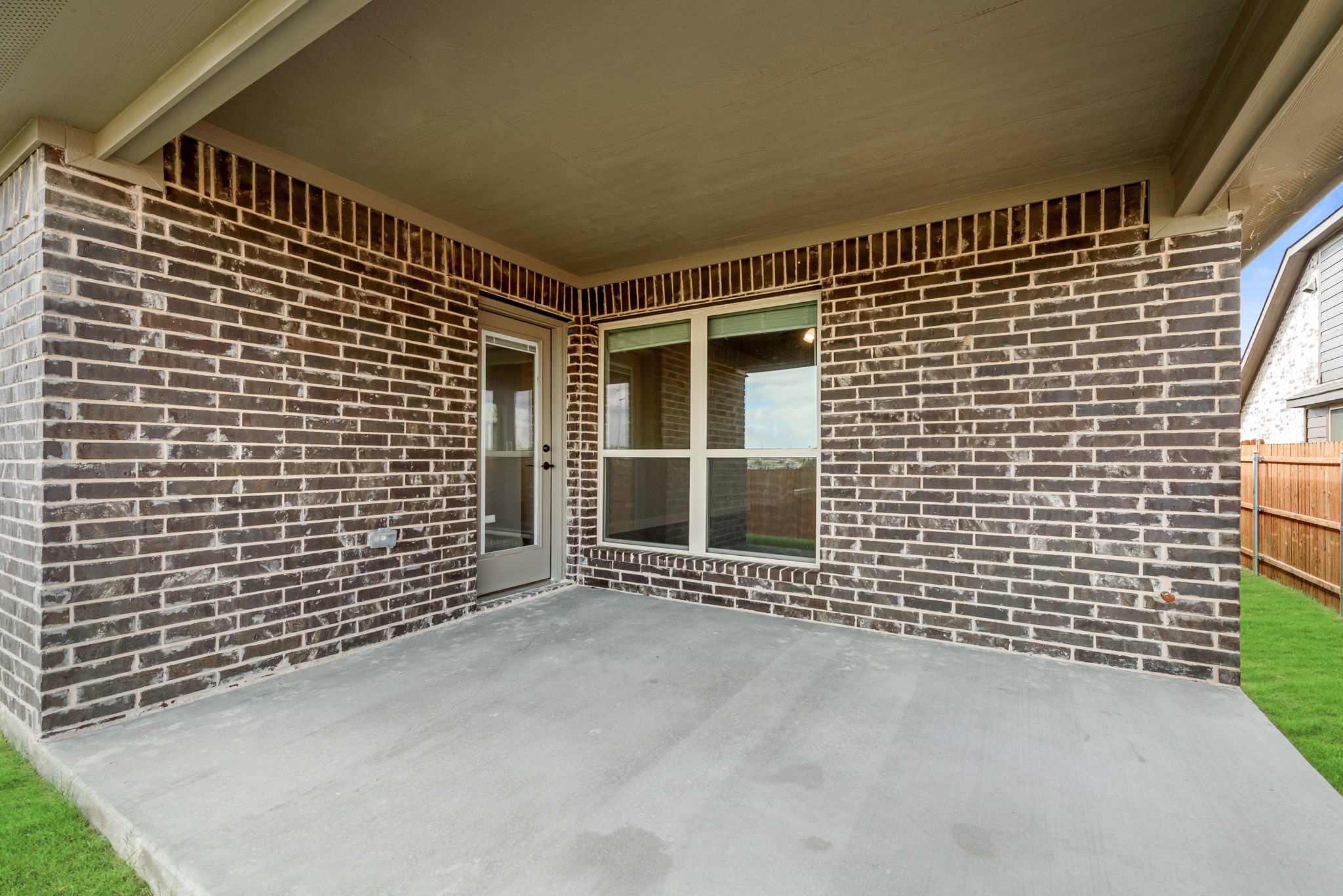 8228 Manx Point