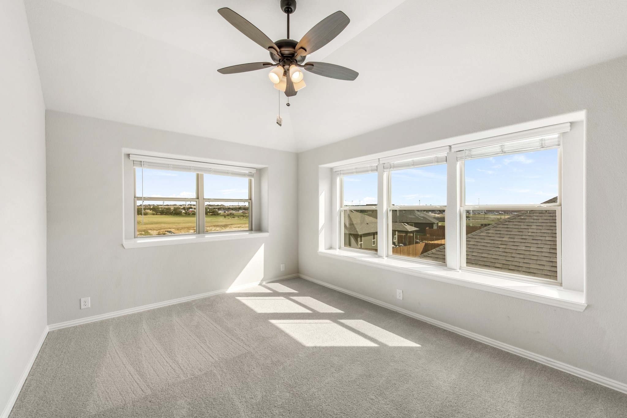8228 Manx Point