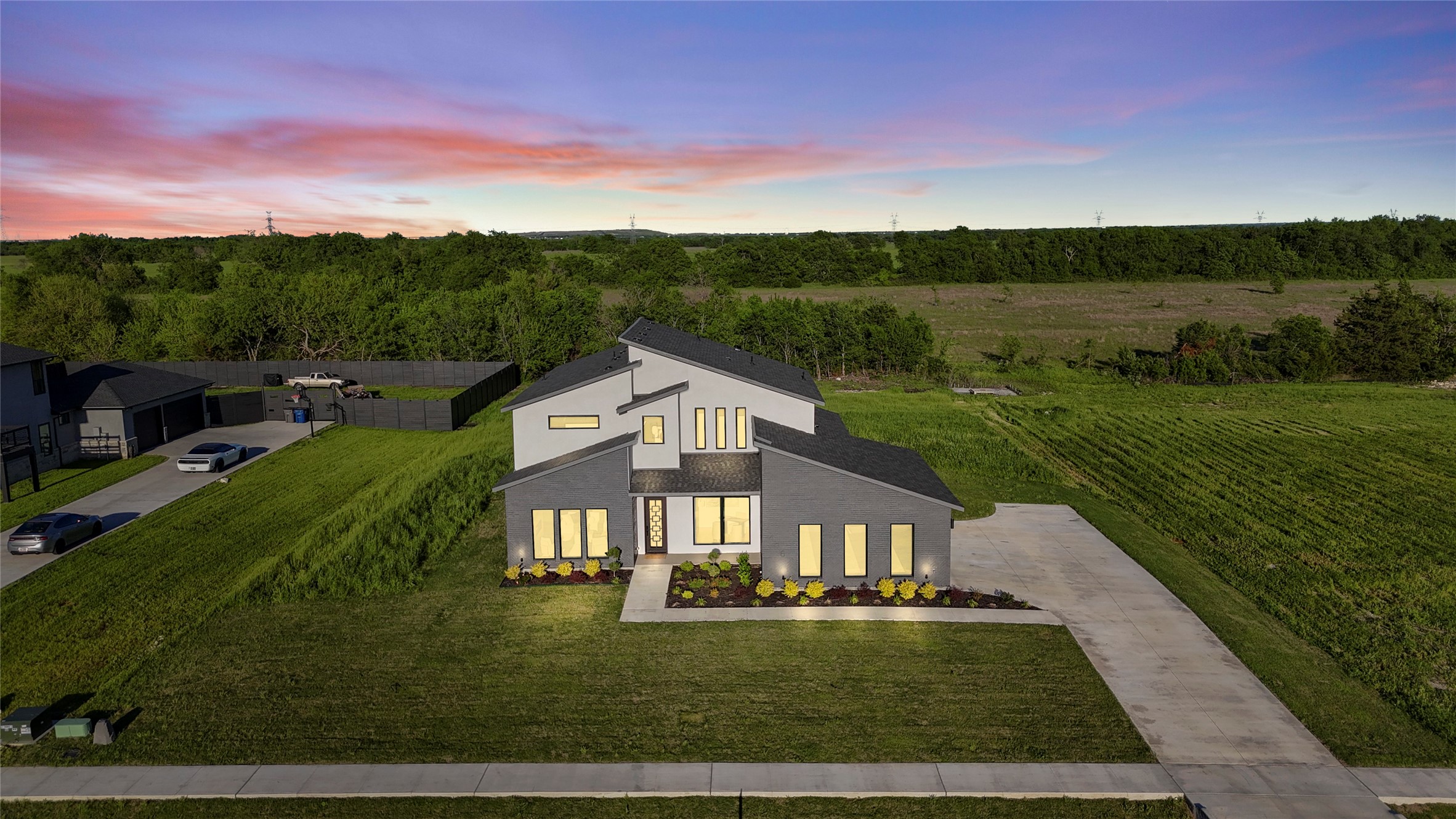 406 Whispering Way