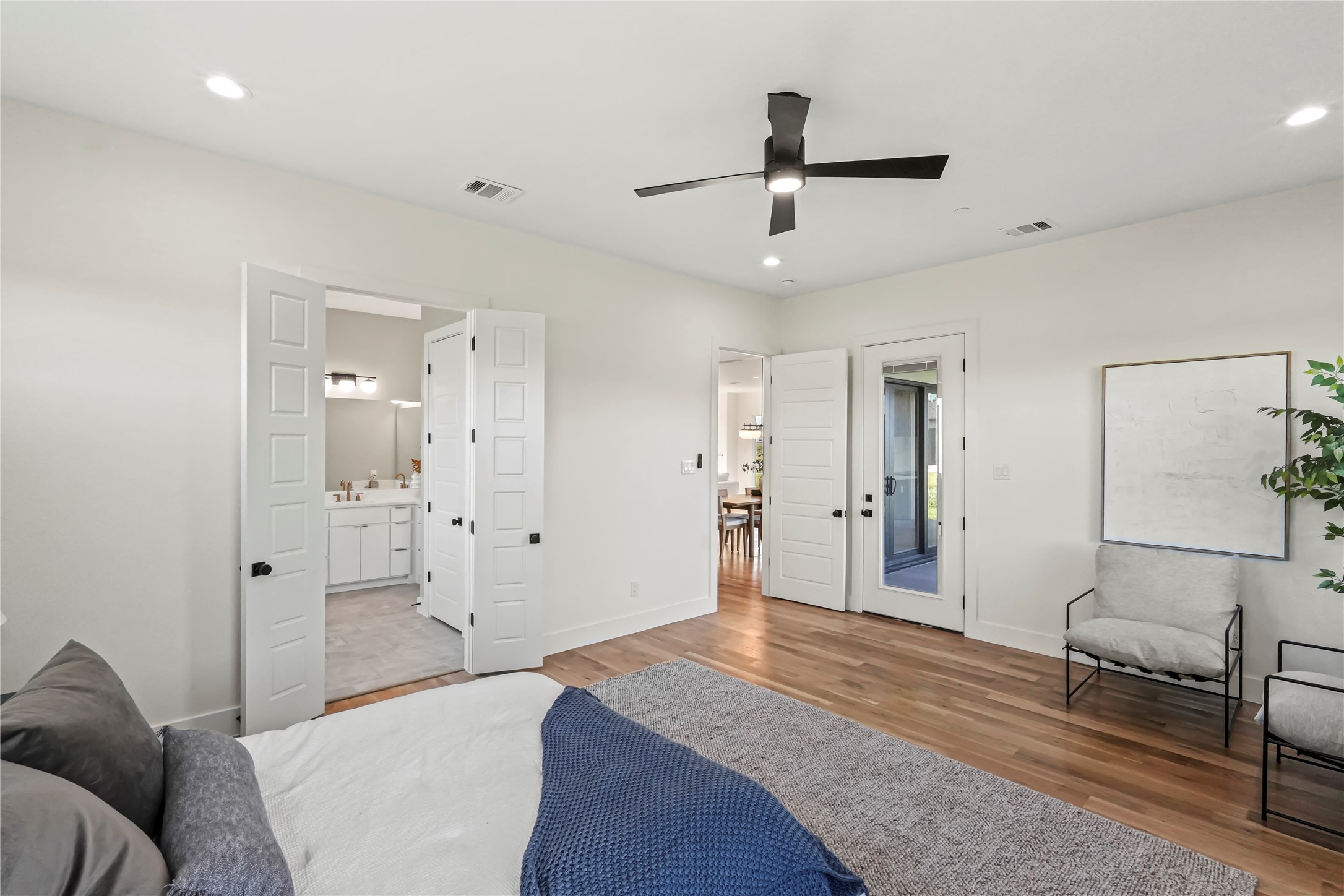 406 Whispering Way
