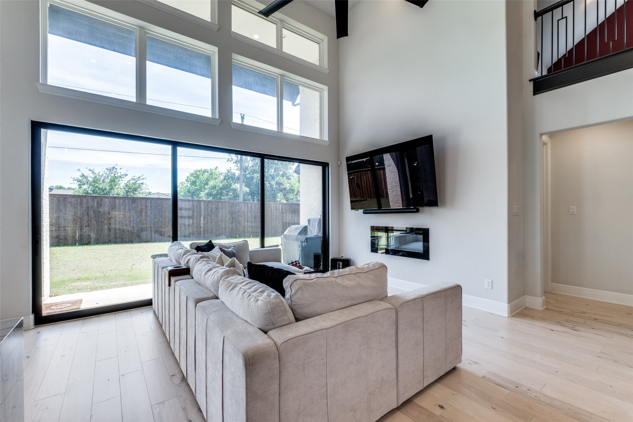 2465 Alcove Drive