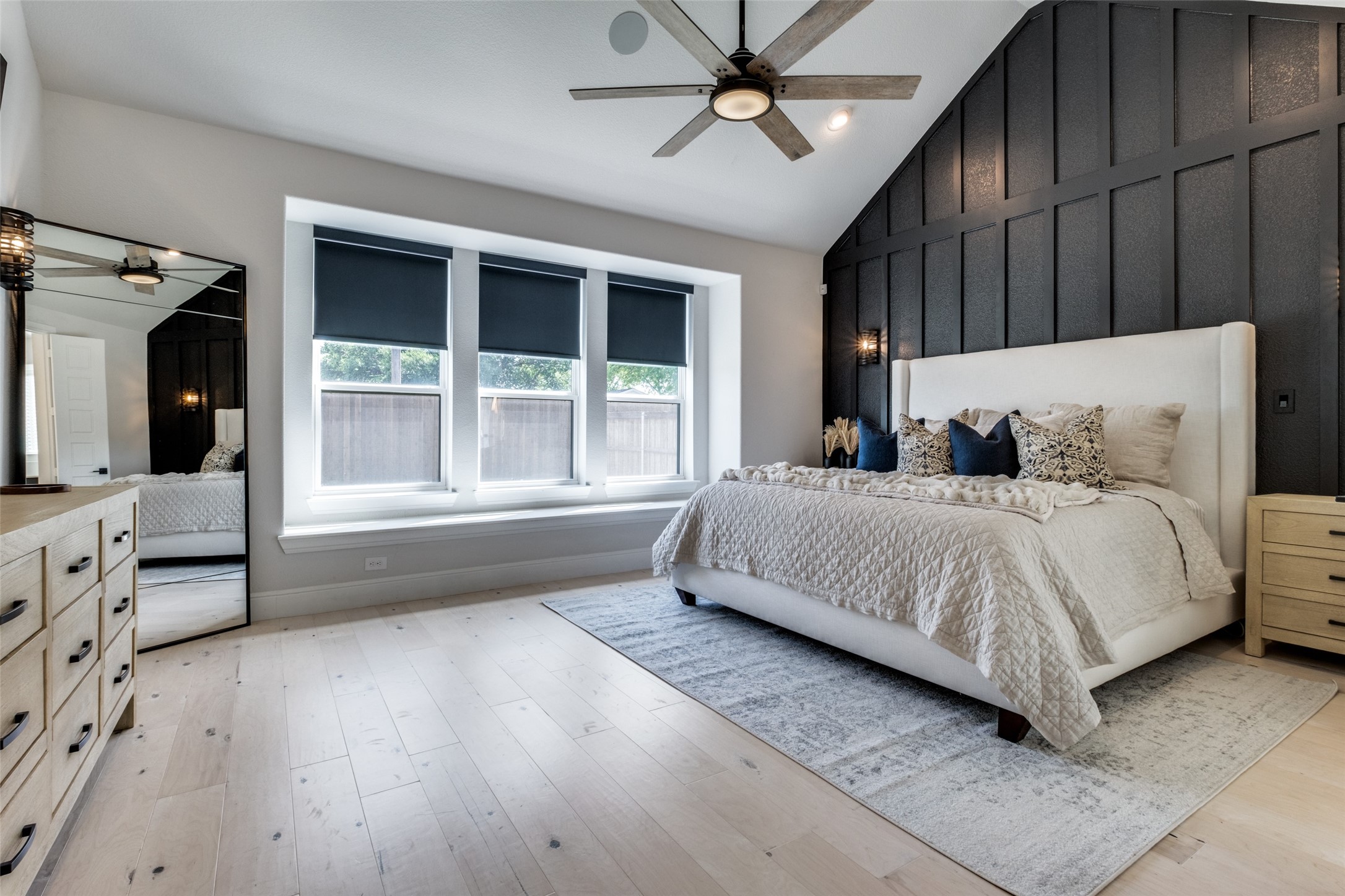 2465 Alcove Drive