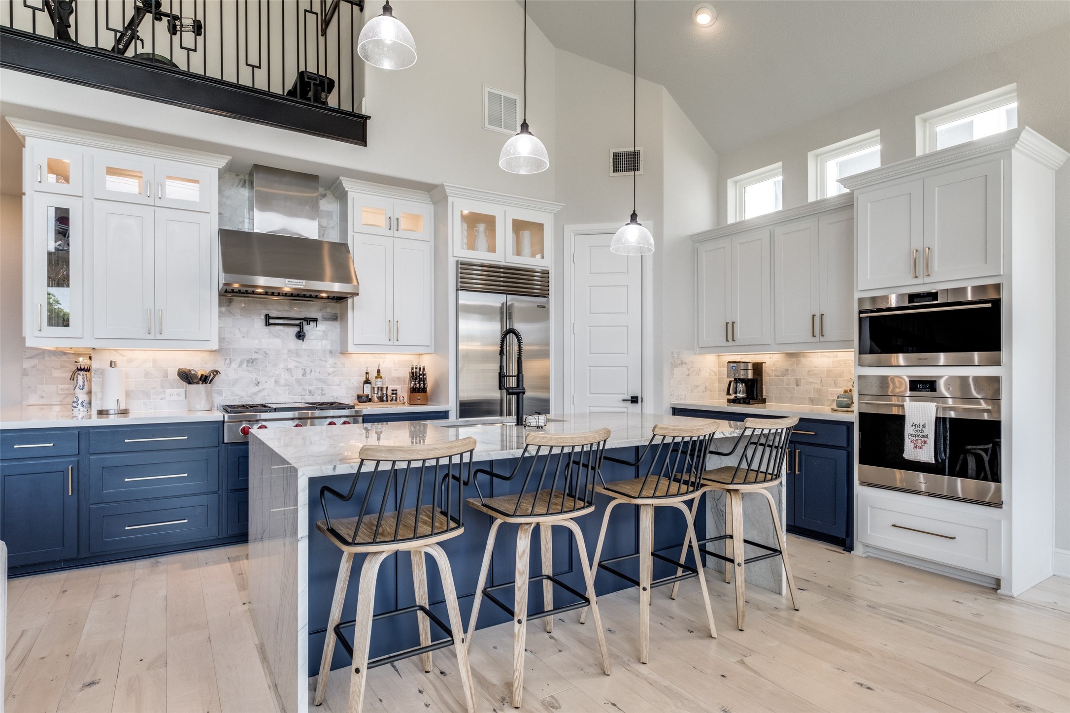 2465 Alcove Drive