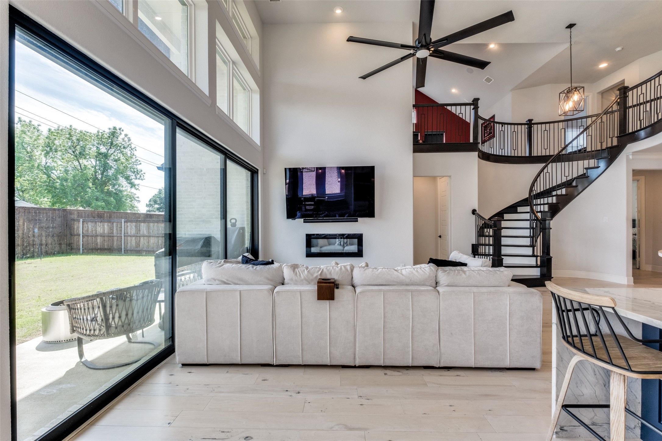 2465 Alcove Drive