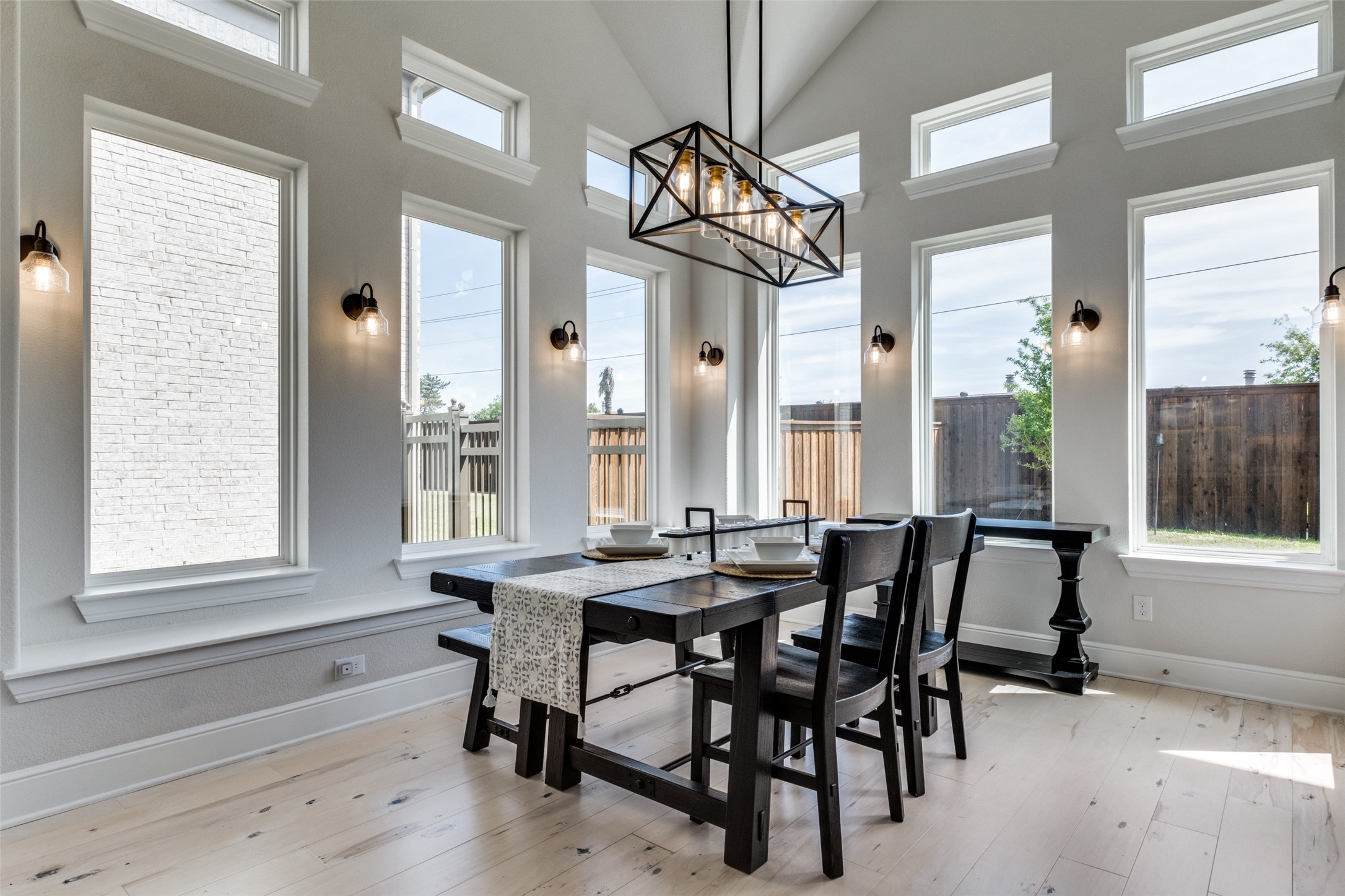 2465 Alcove Drive