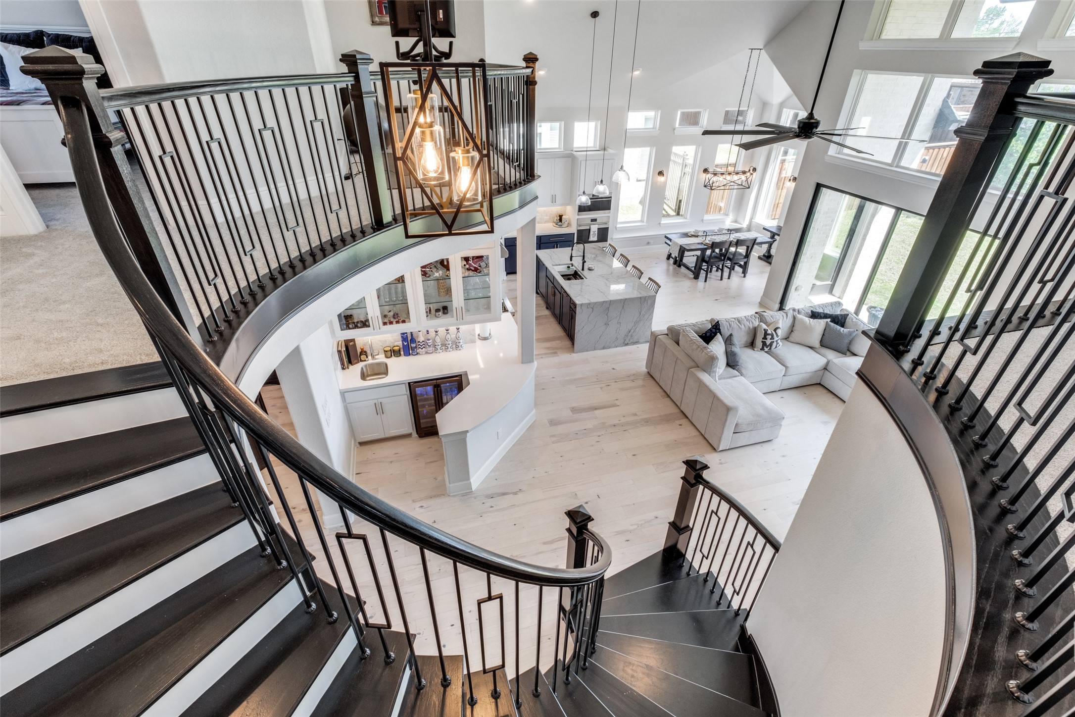 2465 Alcove Drive