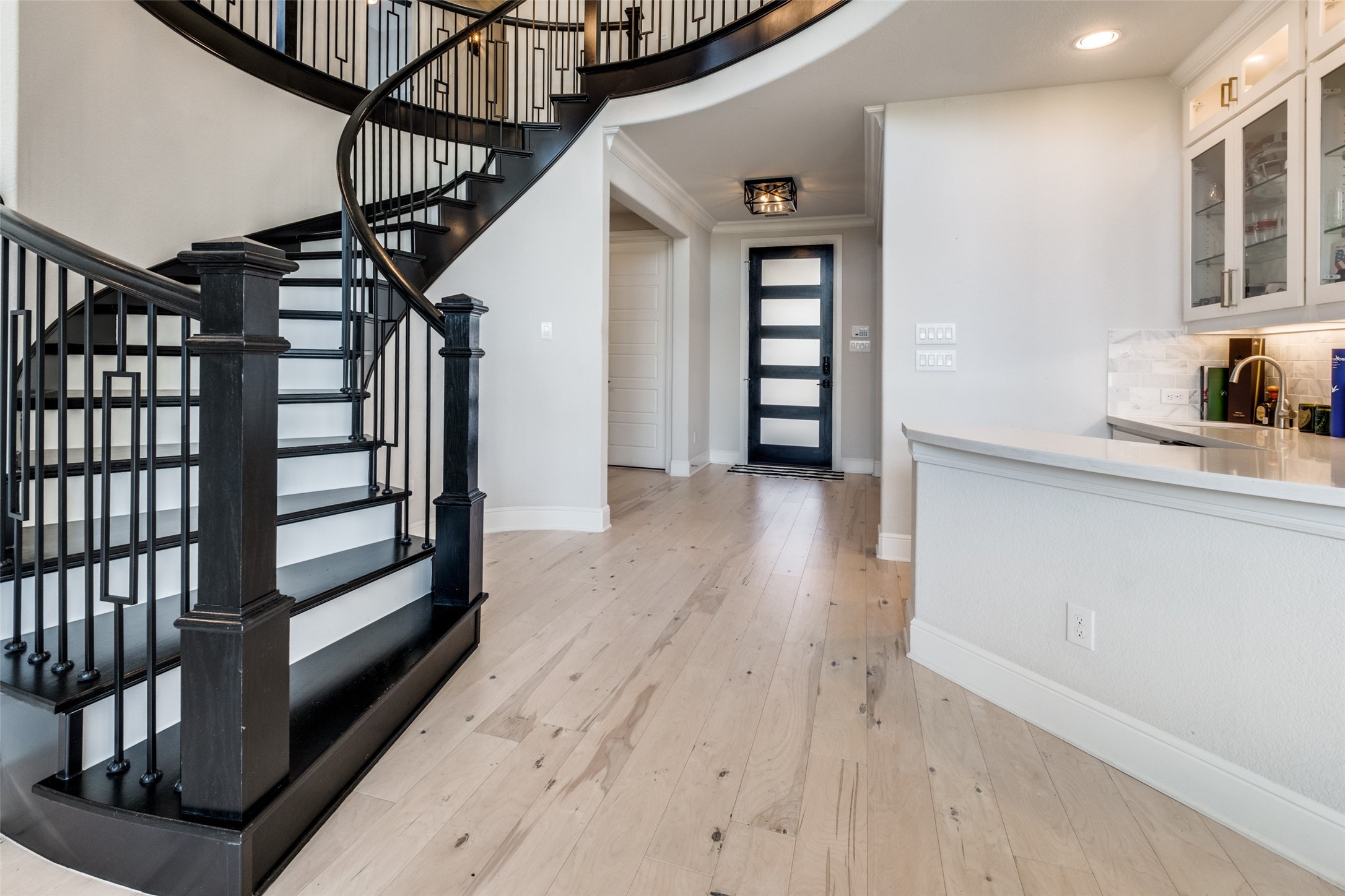 2465 Alcove Drive