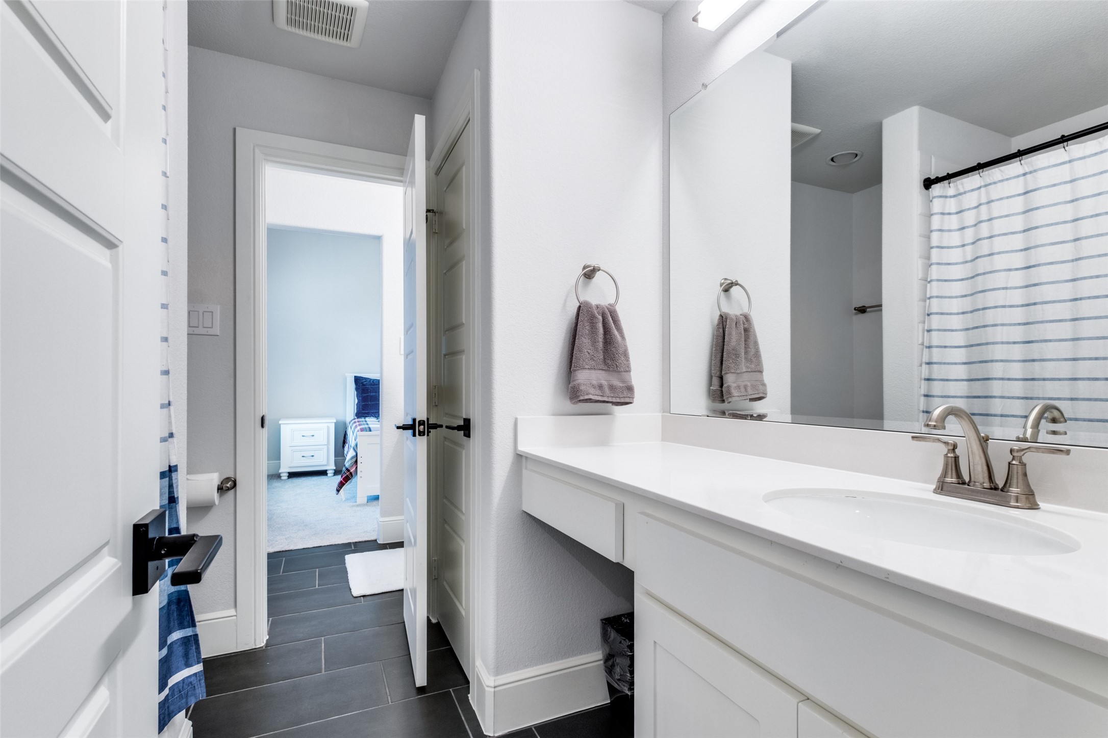 2465 Alcove Drive