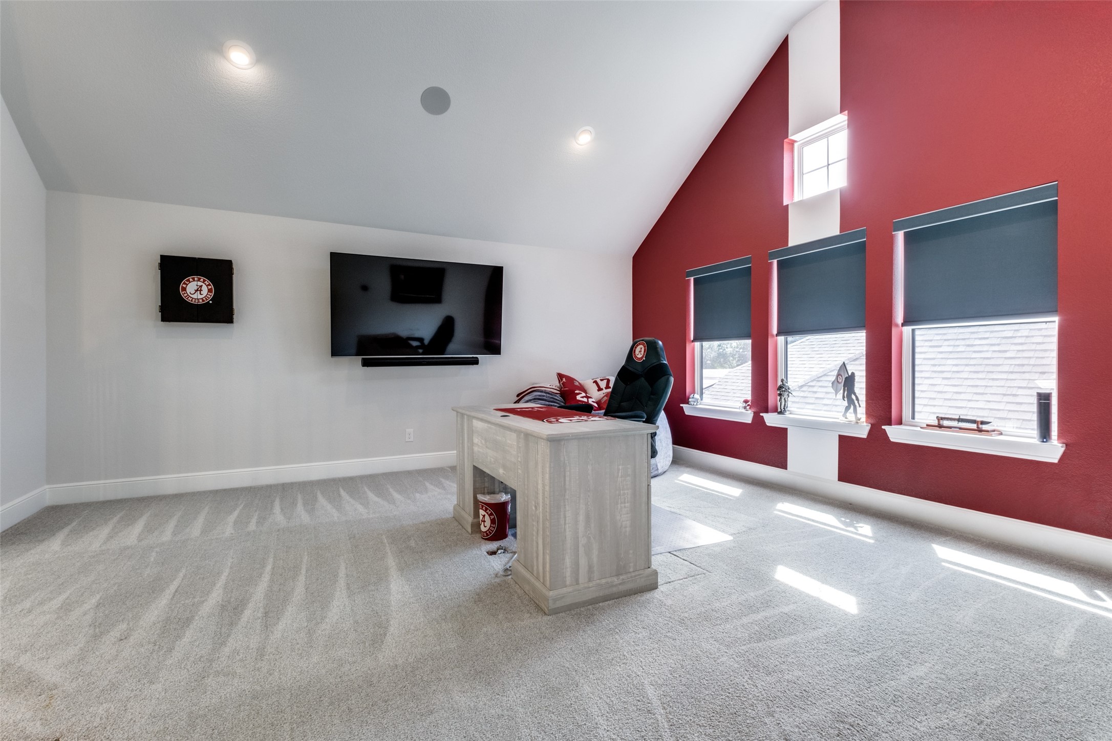 2465 Alcove Drive