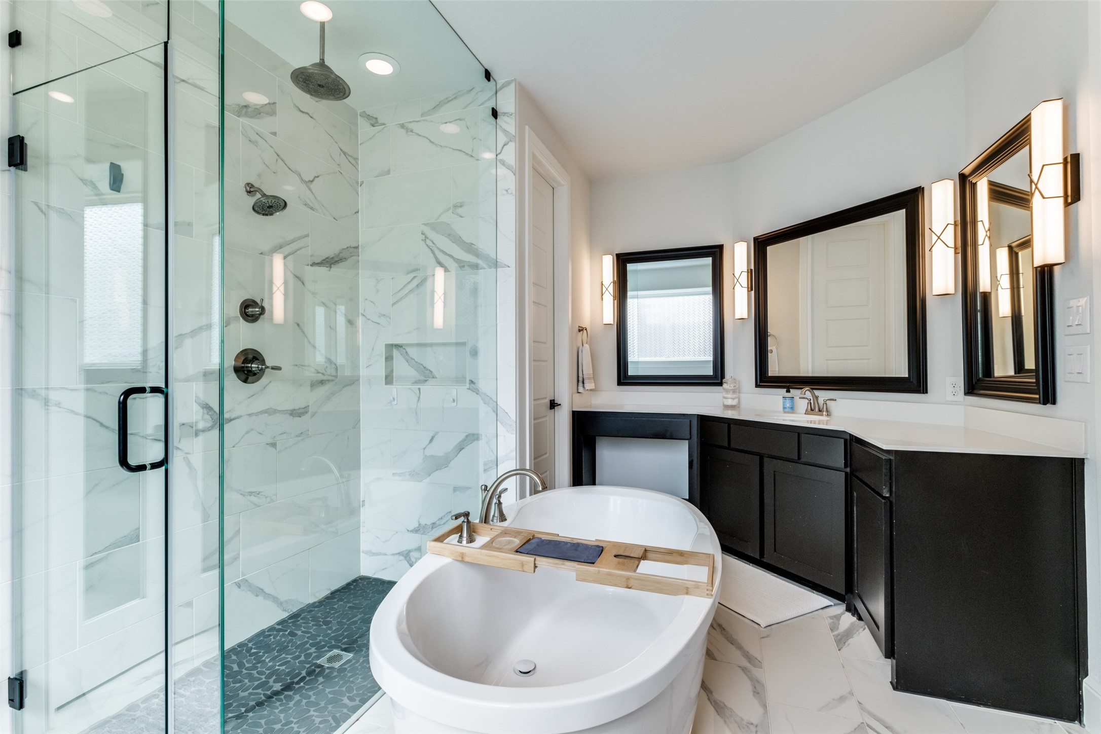 2465 Alcove Drive