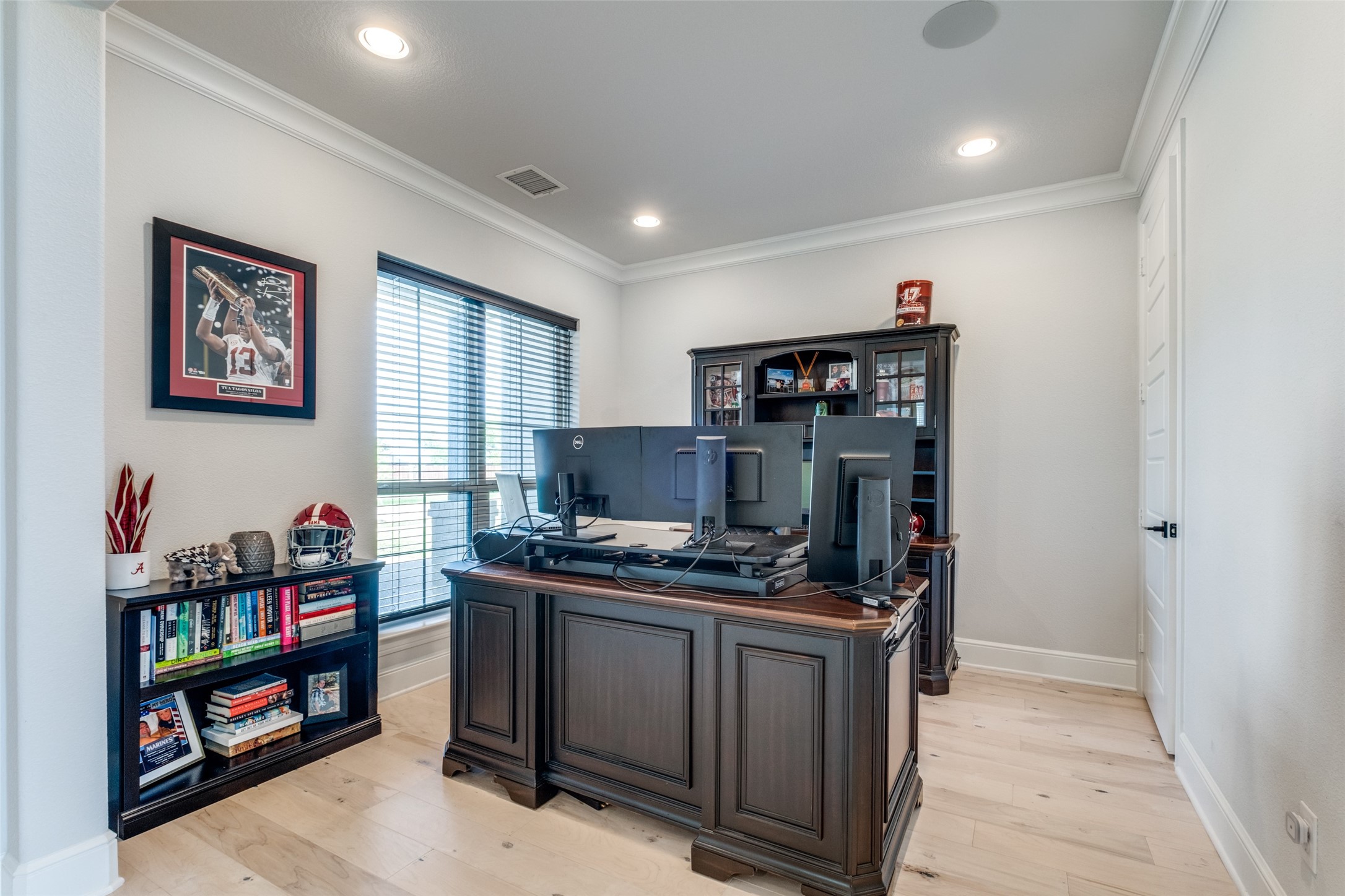 2465 Alcove Drive