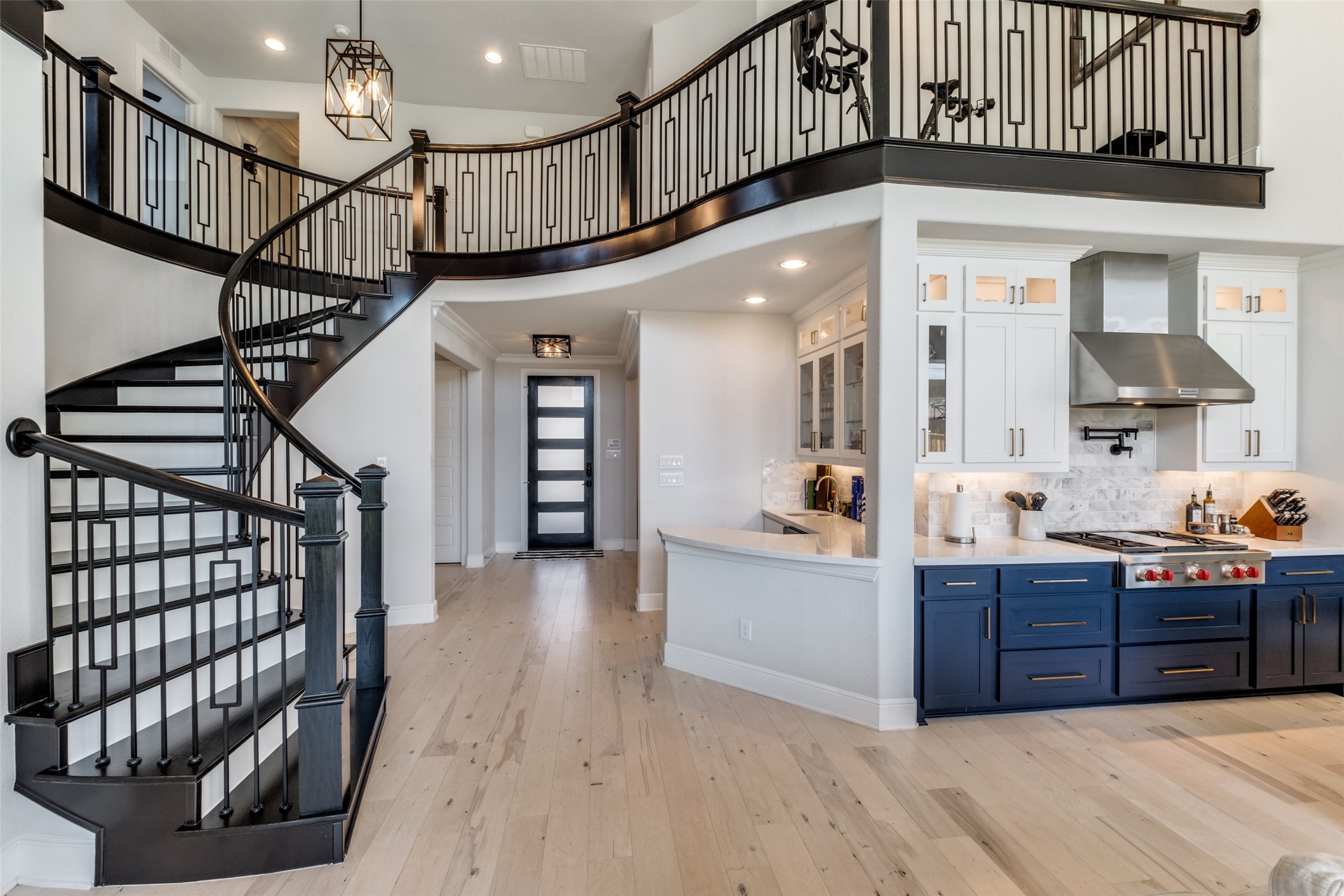 2465 Alcove Drive