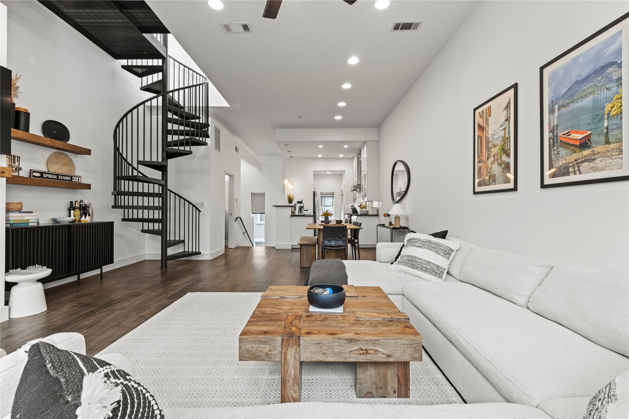 2111 Clark Street B