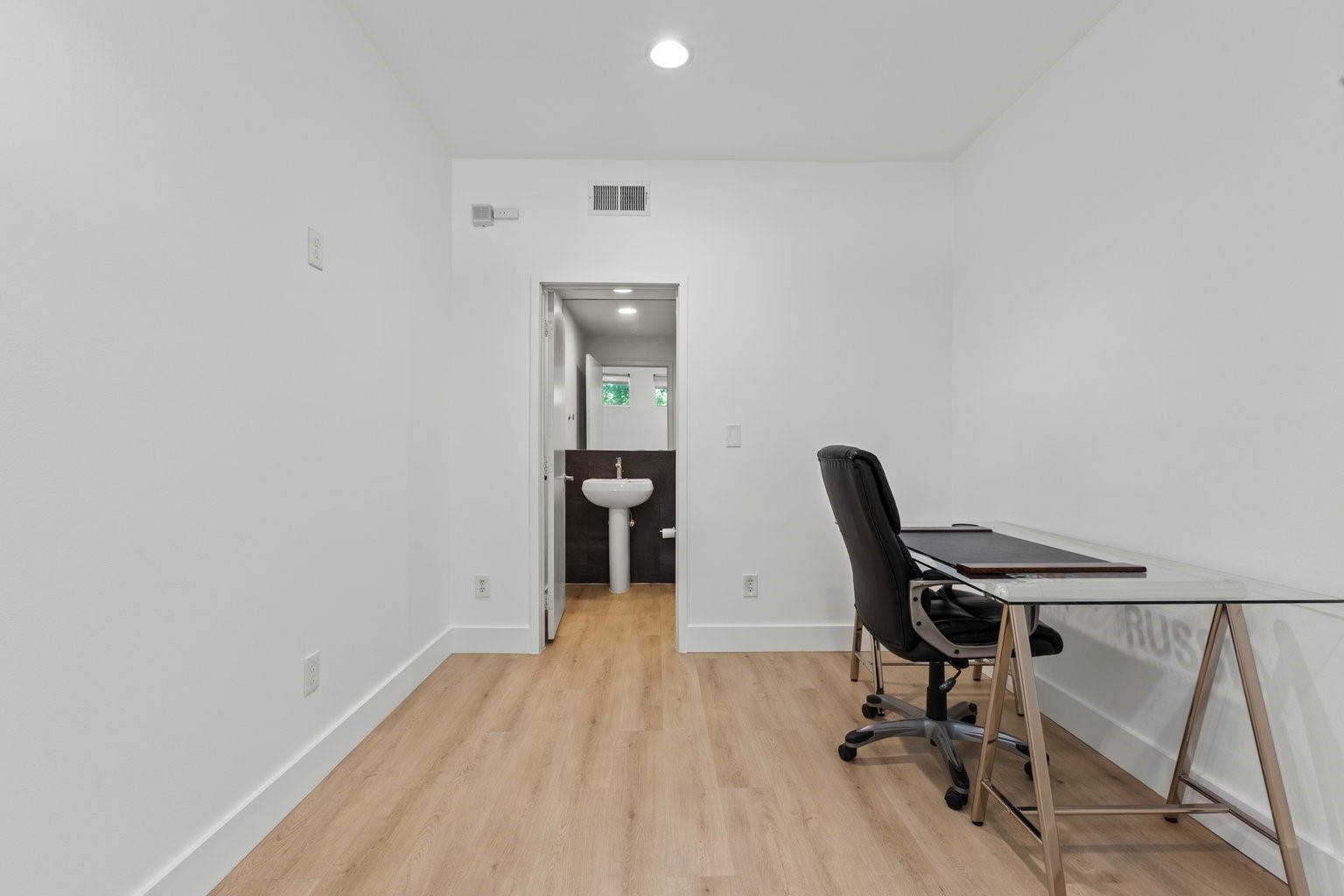 2111 Clark Street B