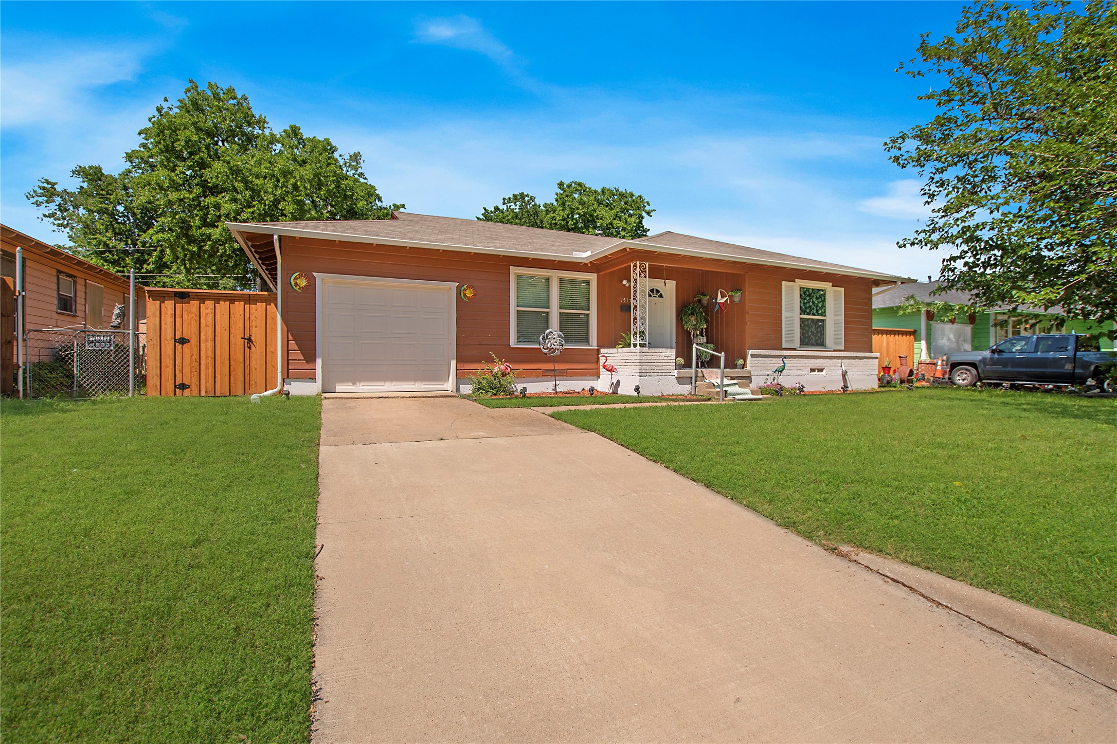 1517 Lewis Drive