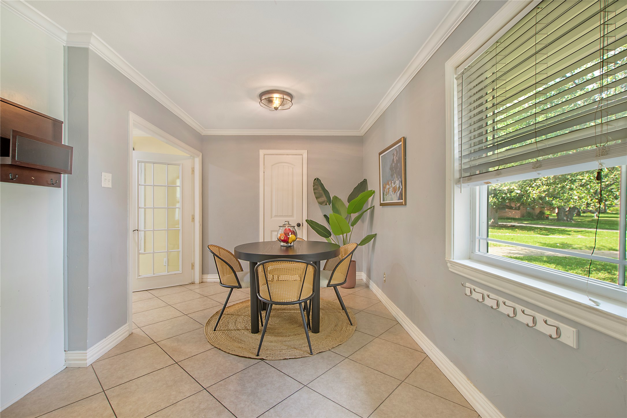 3515 Ingleside Drive