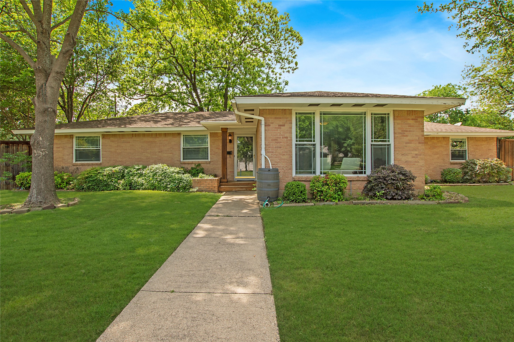 3515 Ingleside Drive