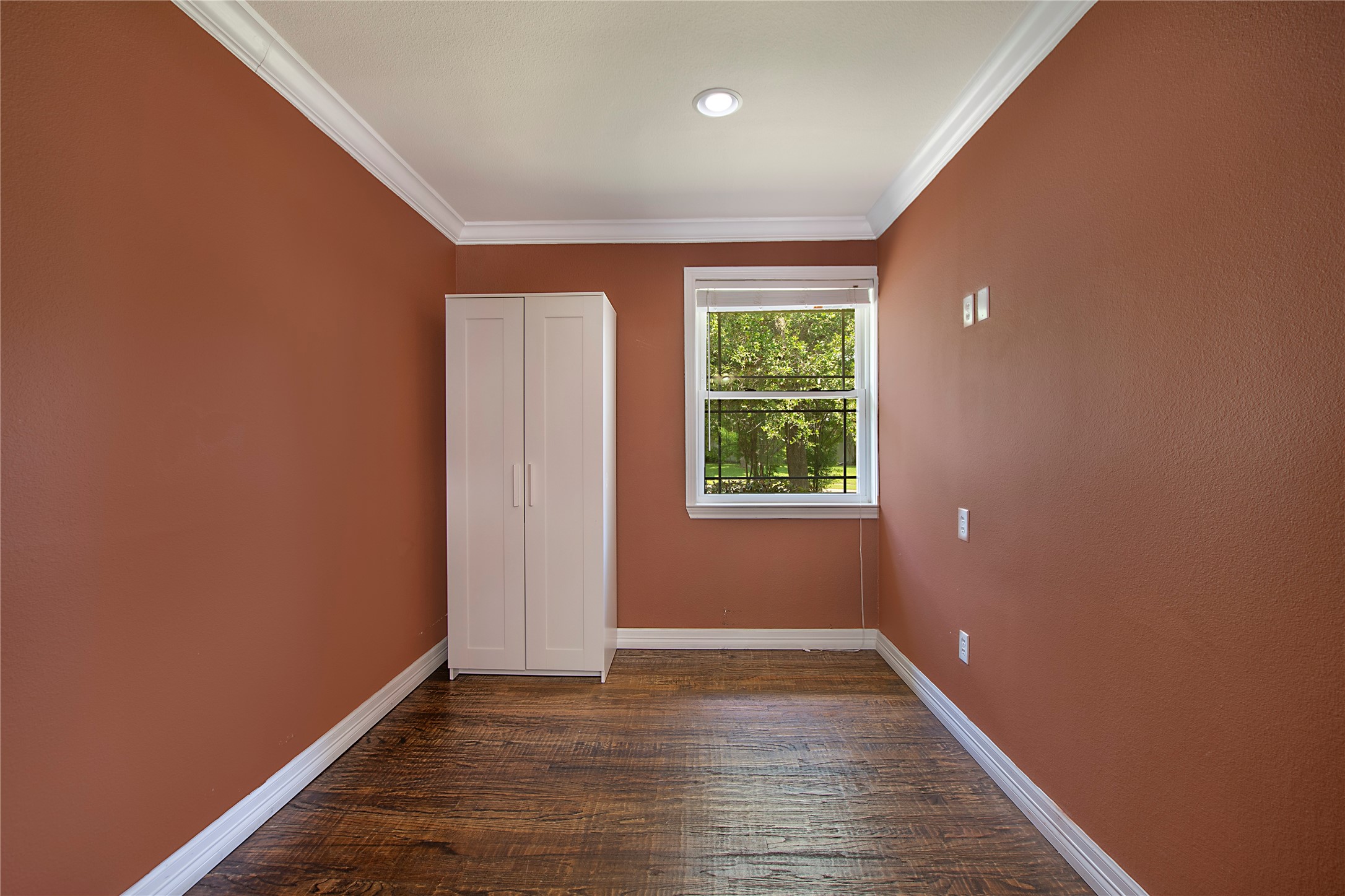 3515 Ingleside Drive