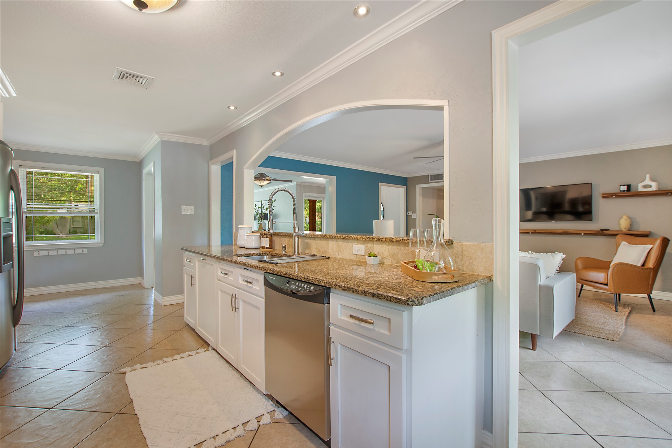 3515 Ingleside Drive