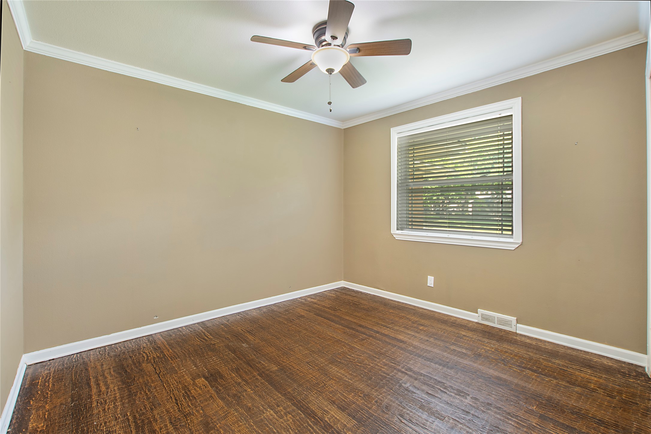 3515 Ingleside Drive