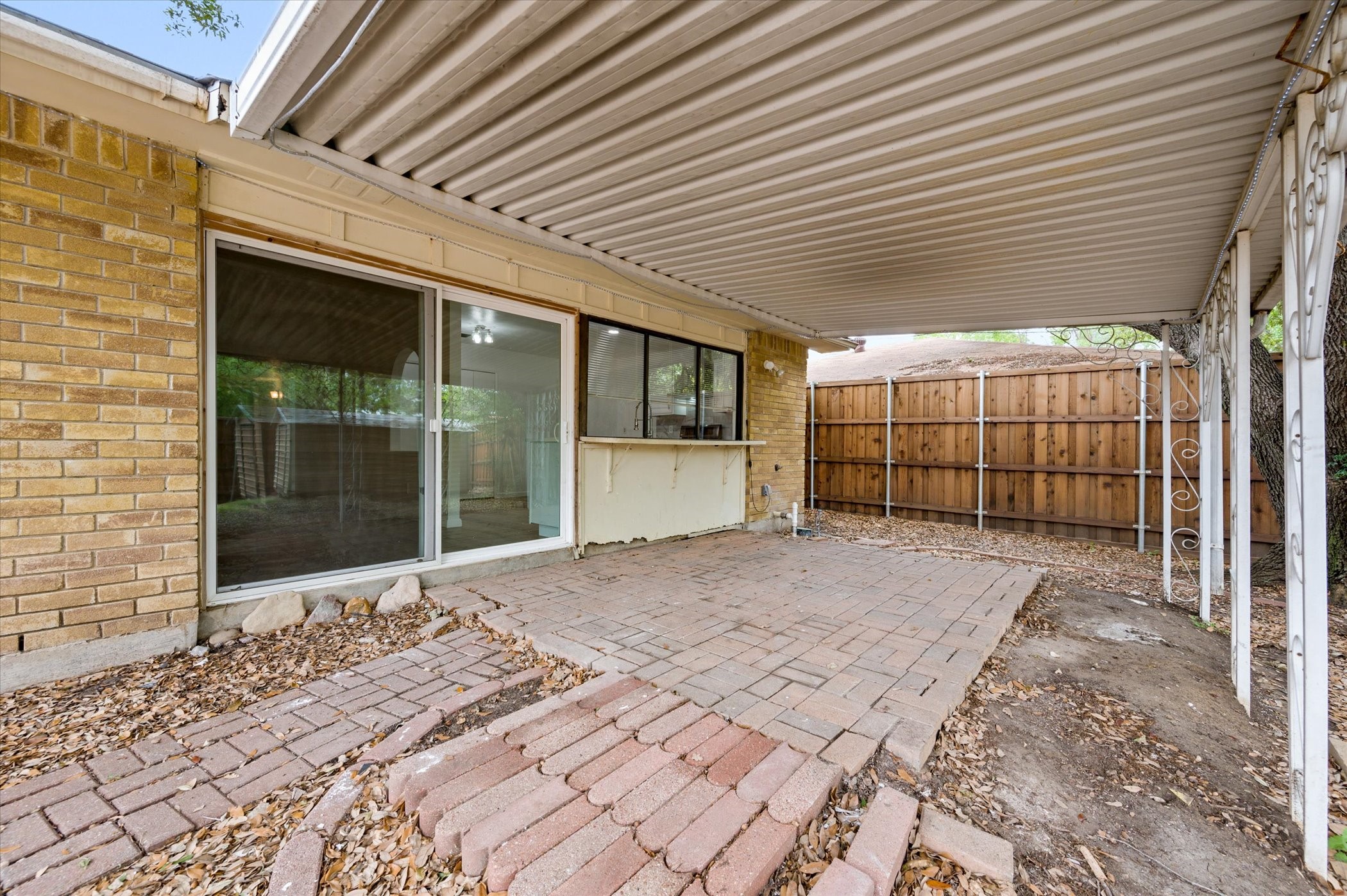 3402 Overglen Drive