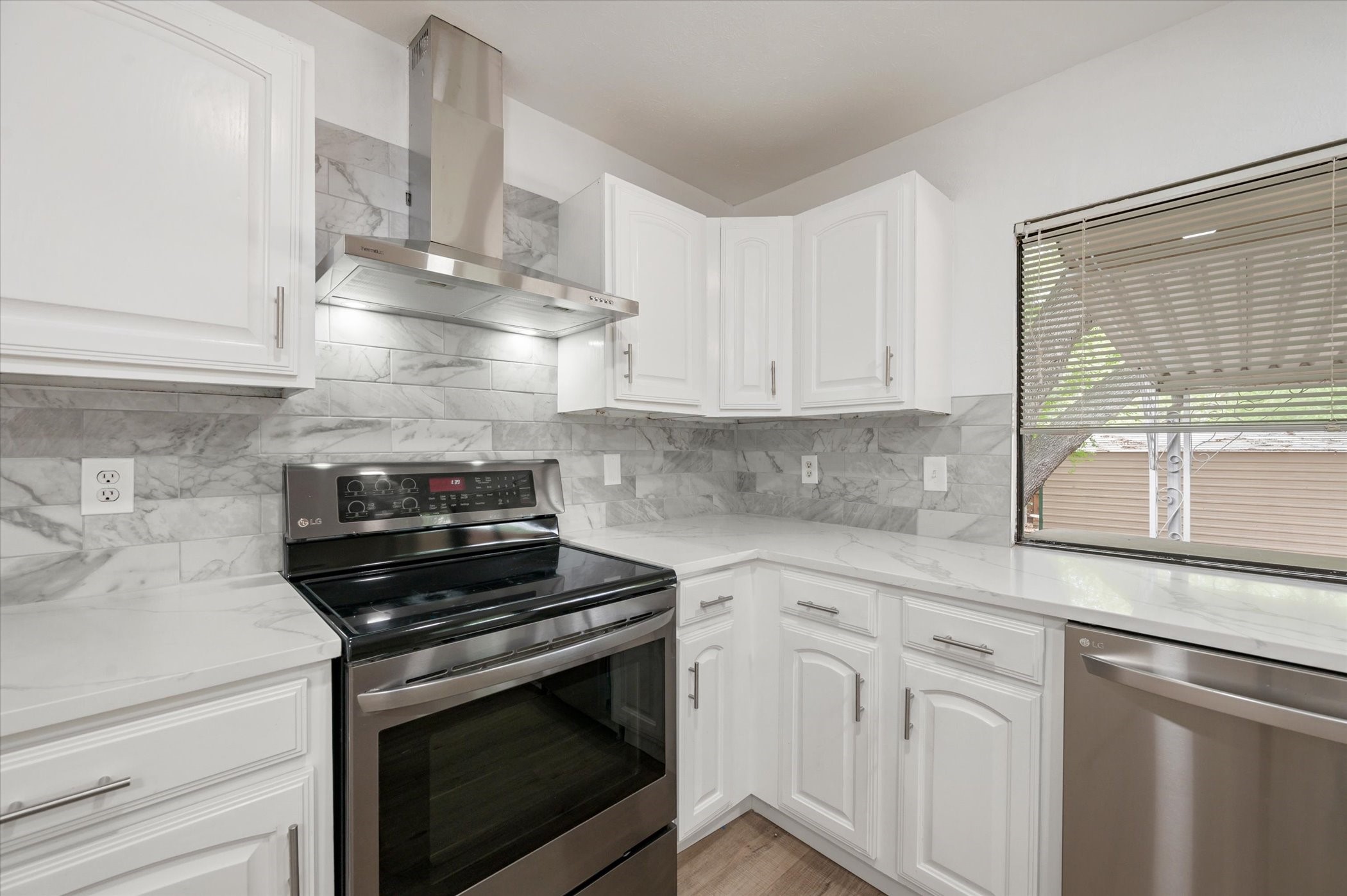 3402 Overglen Drive