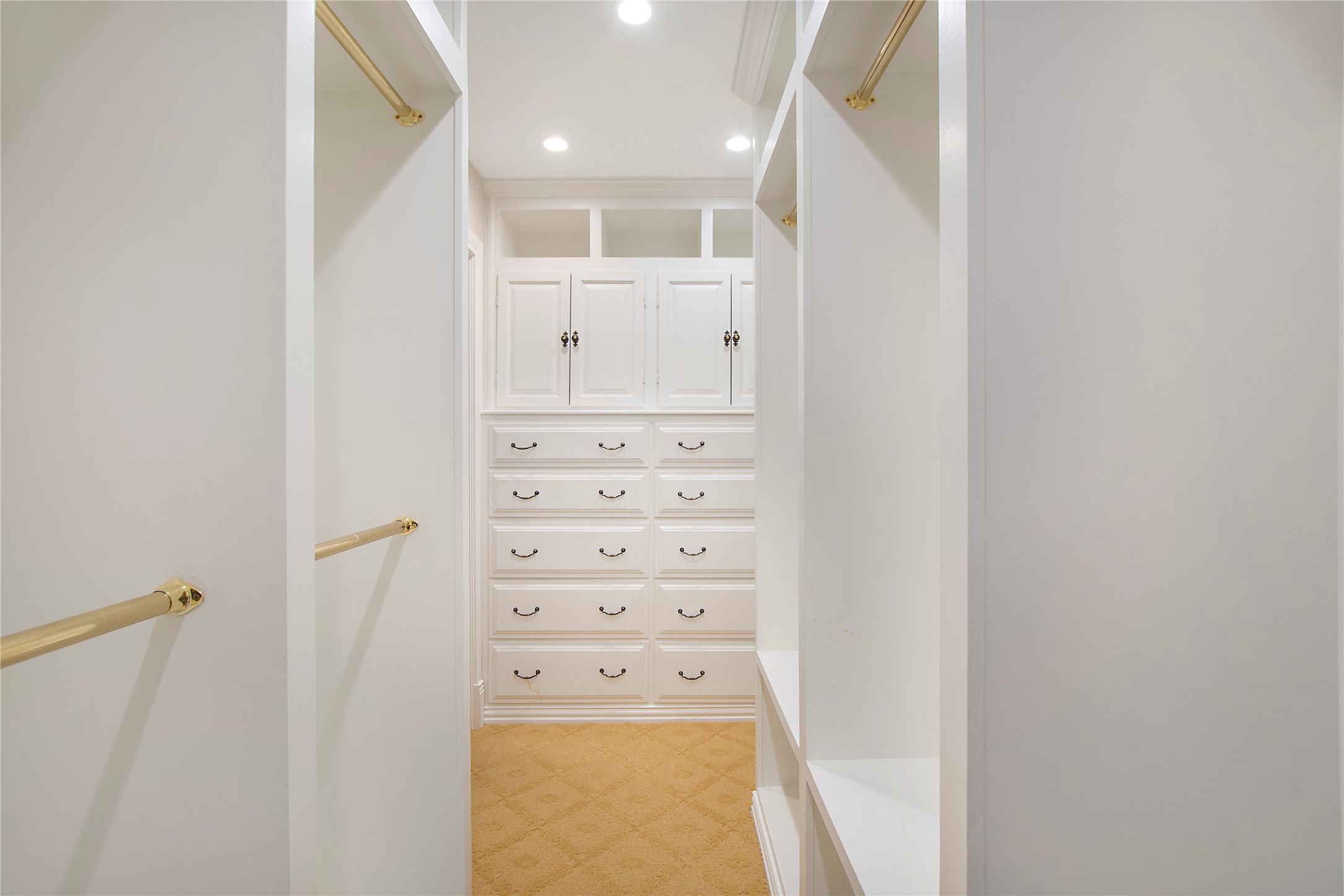 2415 Custer Cove