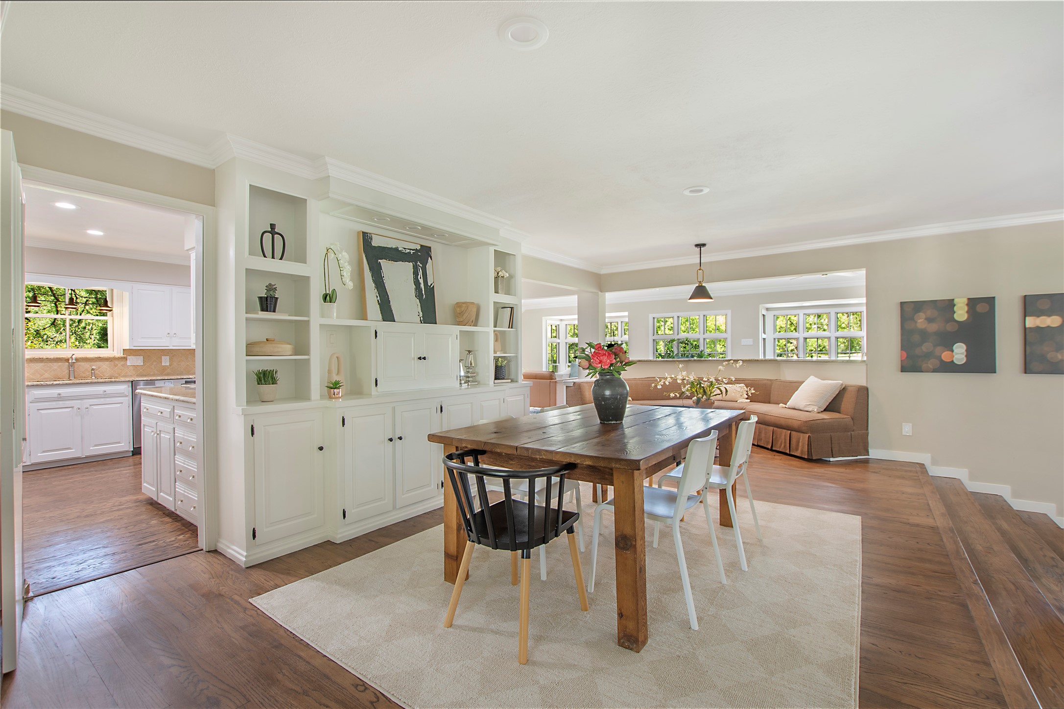 2415 Custer Cove