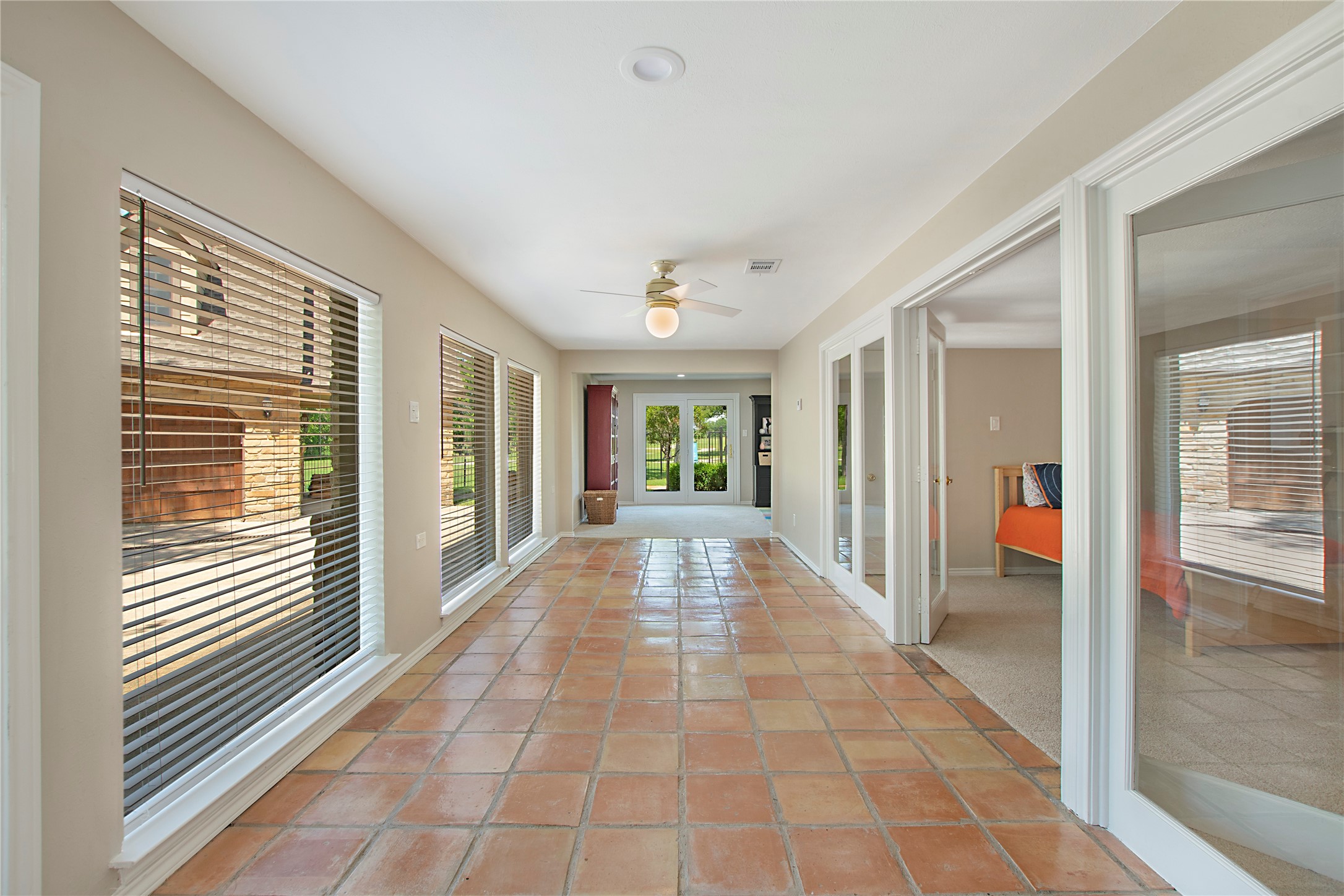 2415 Custer Cove