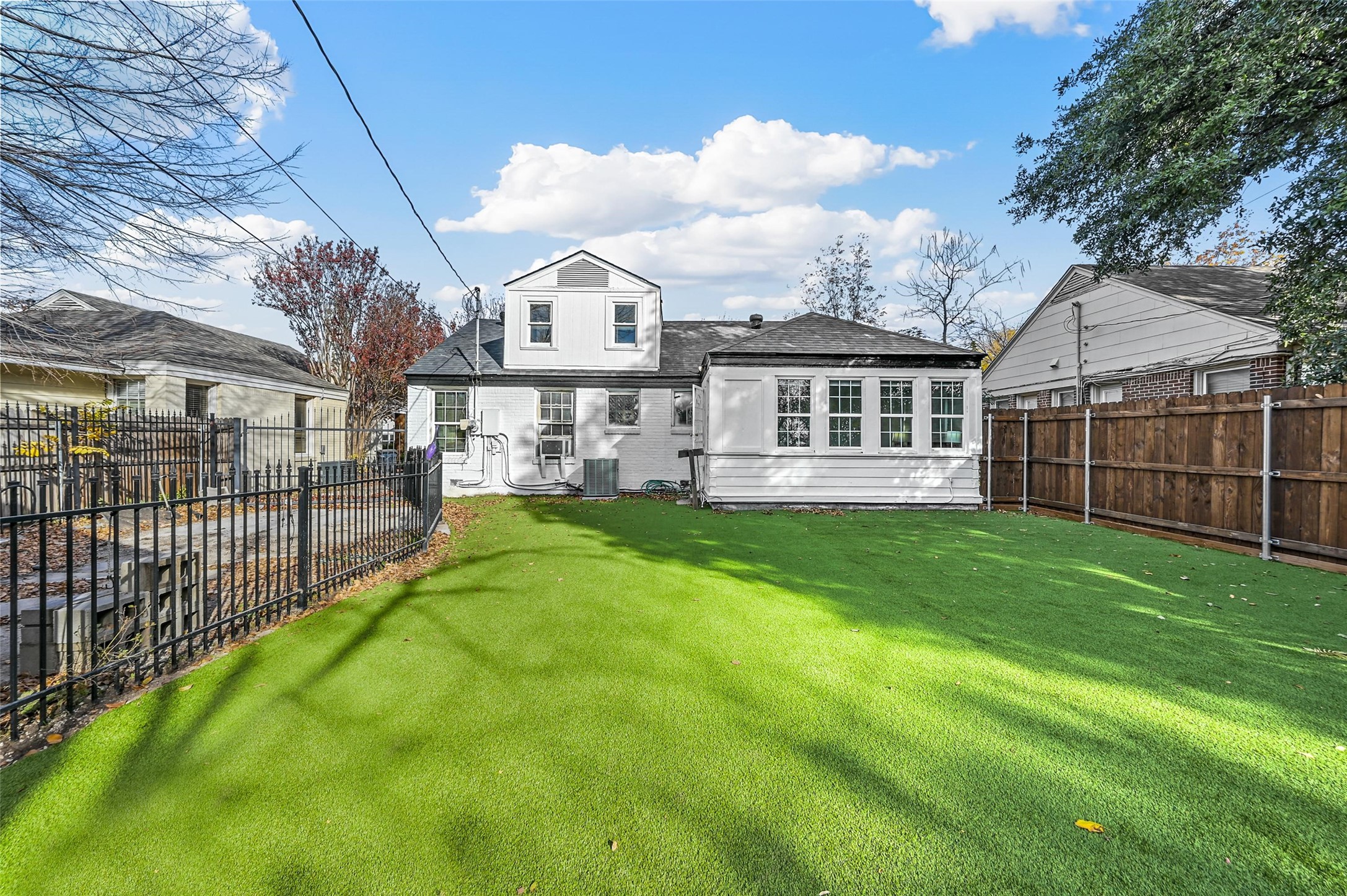 2701 Benbrook Boulevard