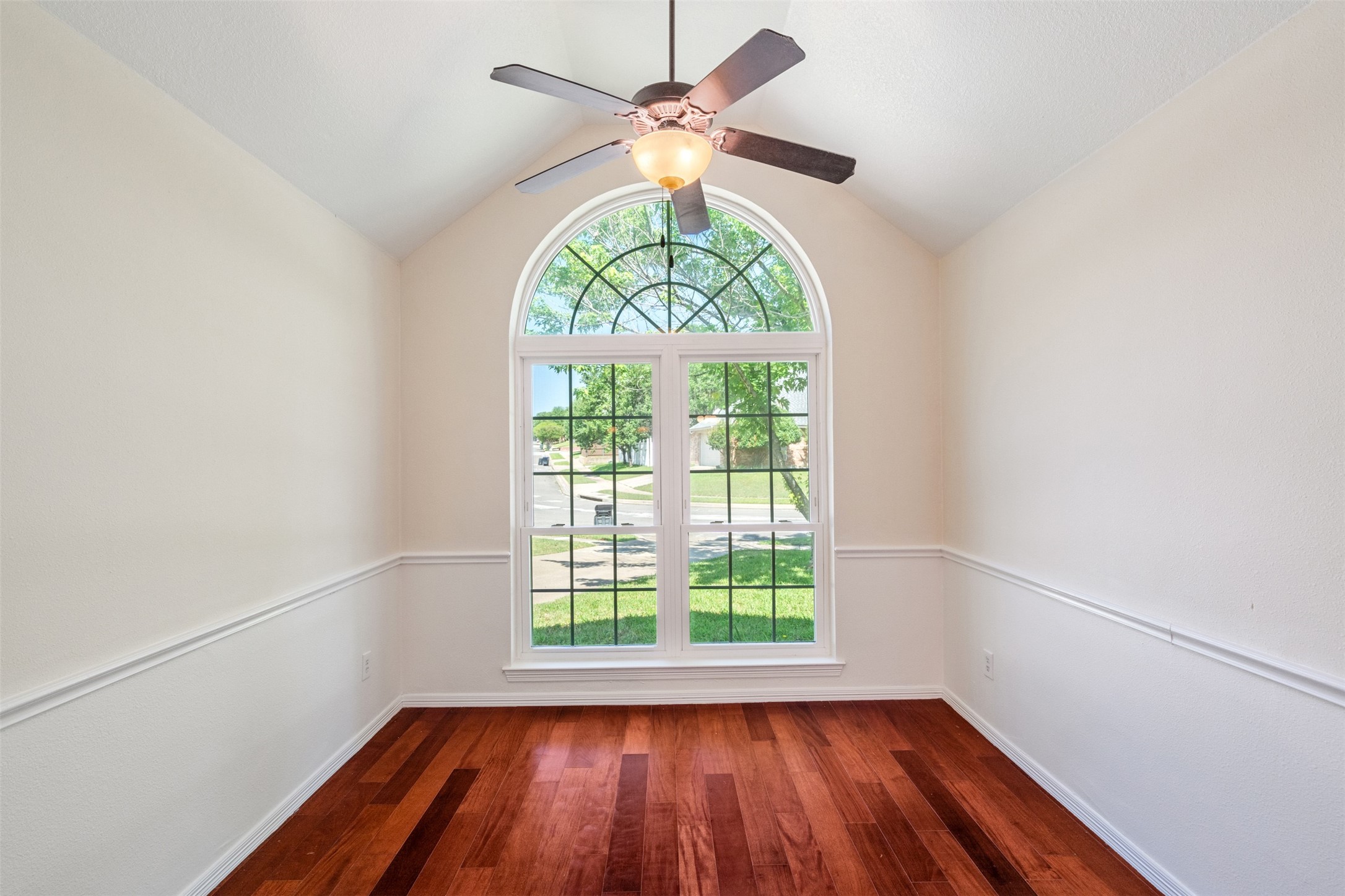 1519 Sweetgum Circle