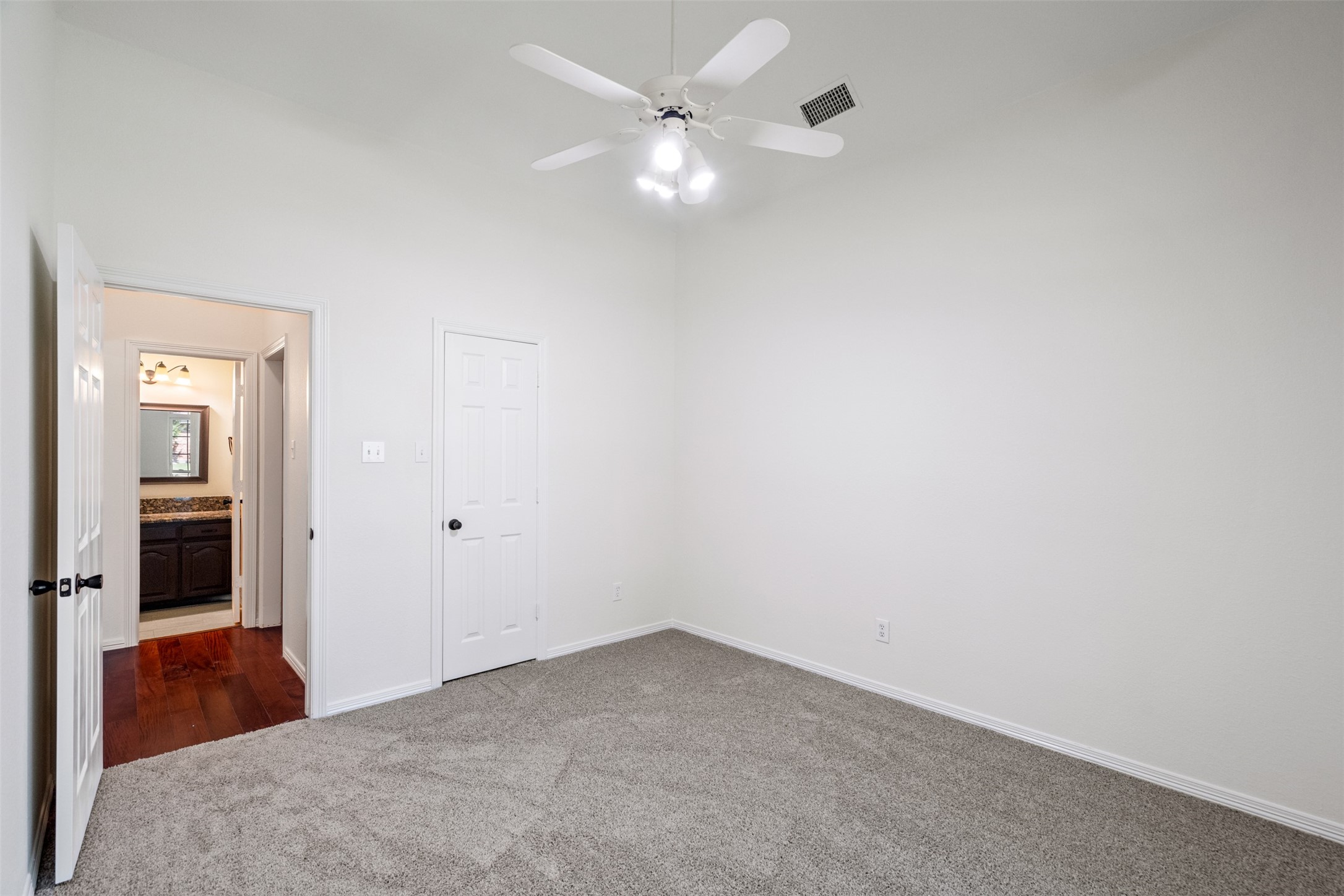 1519 Sweetgum Circle